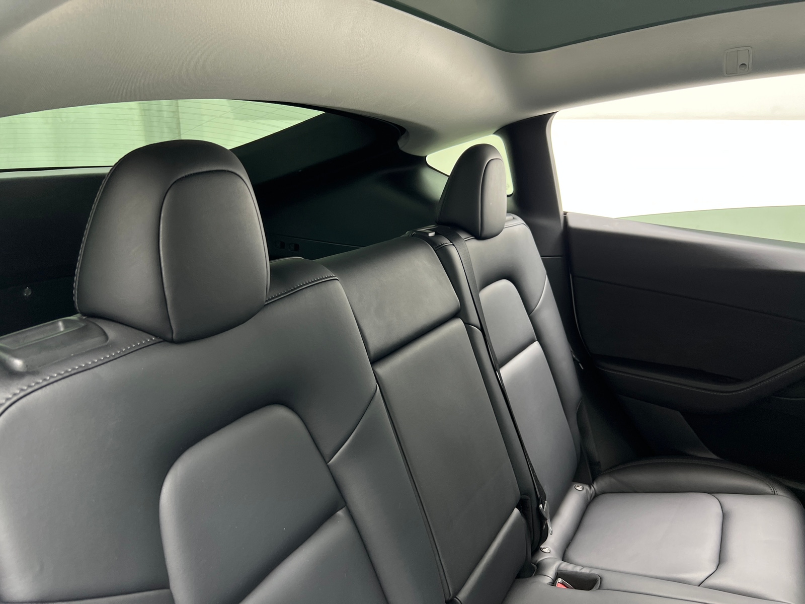 Thumbnail: 2022 Tesla Model Y - 5