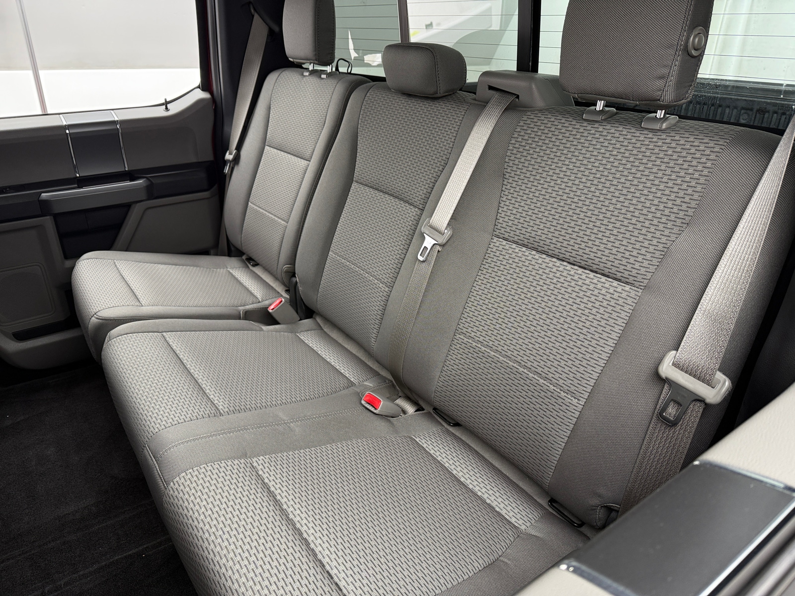 Thumbnail: 2016 Ford Econoline - 6