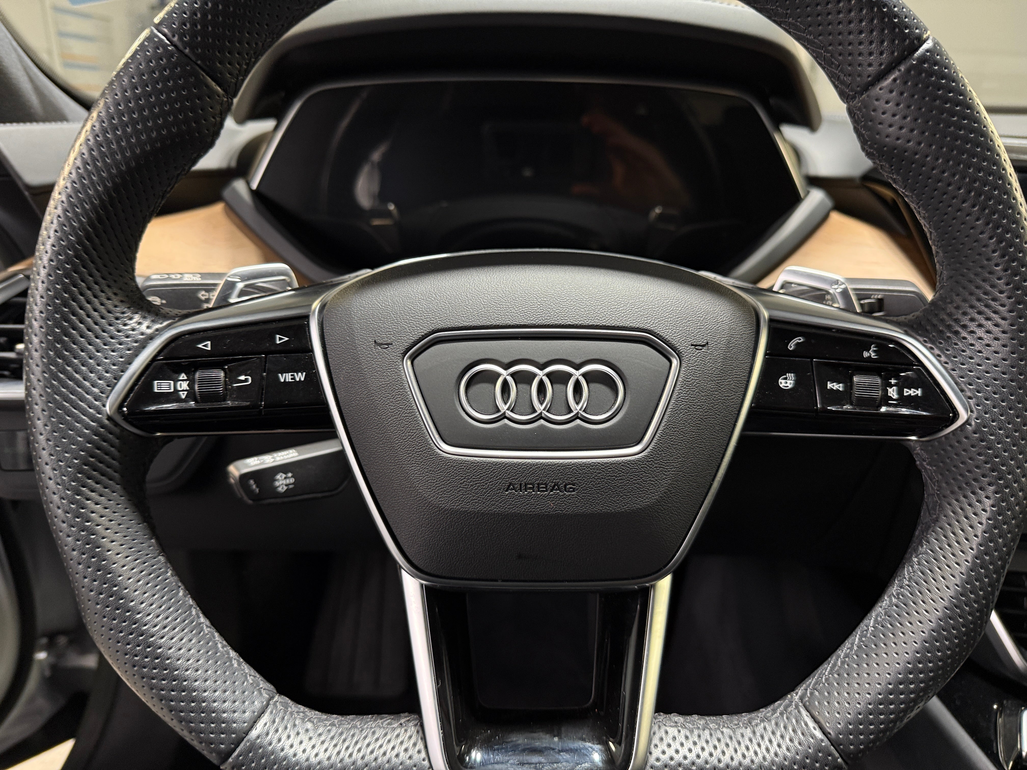 Used 2023 Audi e-tron GT Premium Plus with VIN WAUFJBFW6P7001313 for sale in Oak Creek, WI