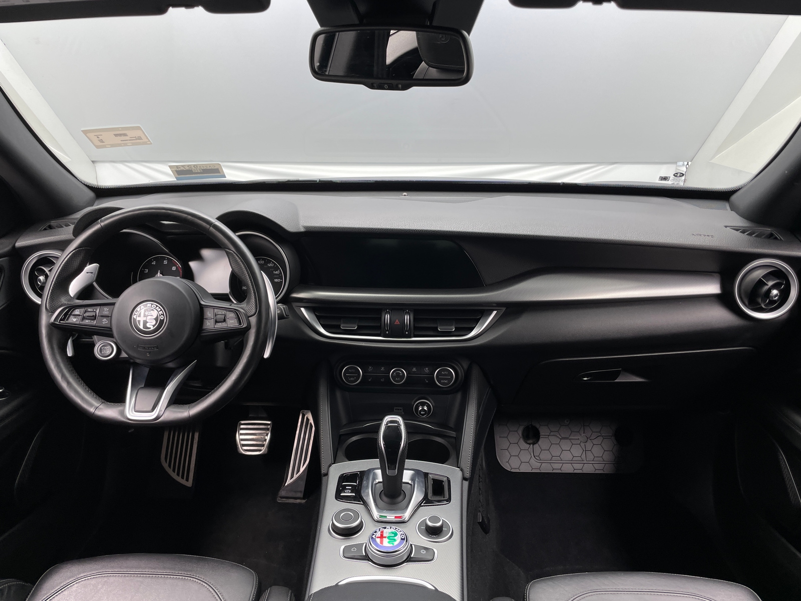 Thumbnail: 2021 Alfa Romeo Stelvio - 2