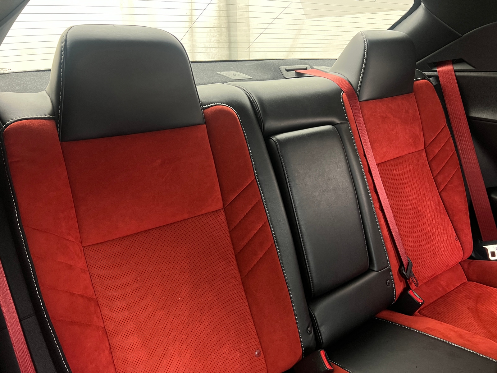 Thumbnail: 2015 Dodge Challenger - 4