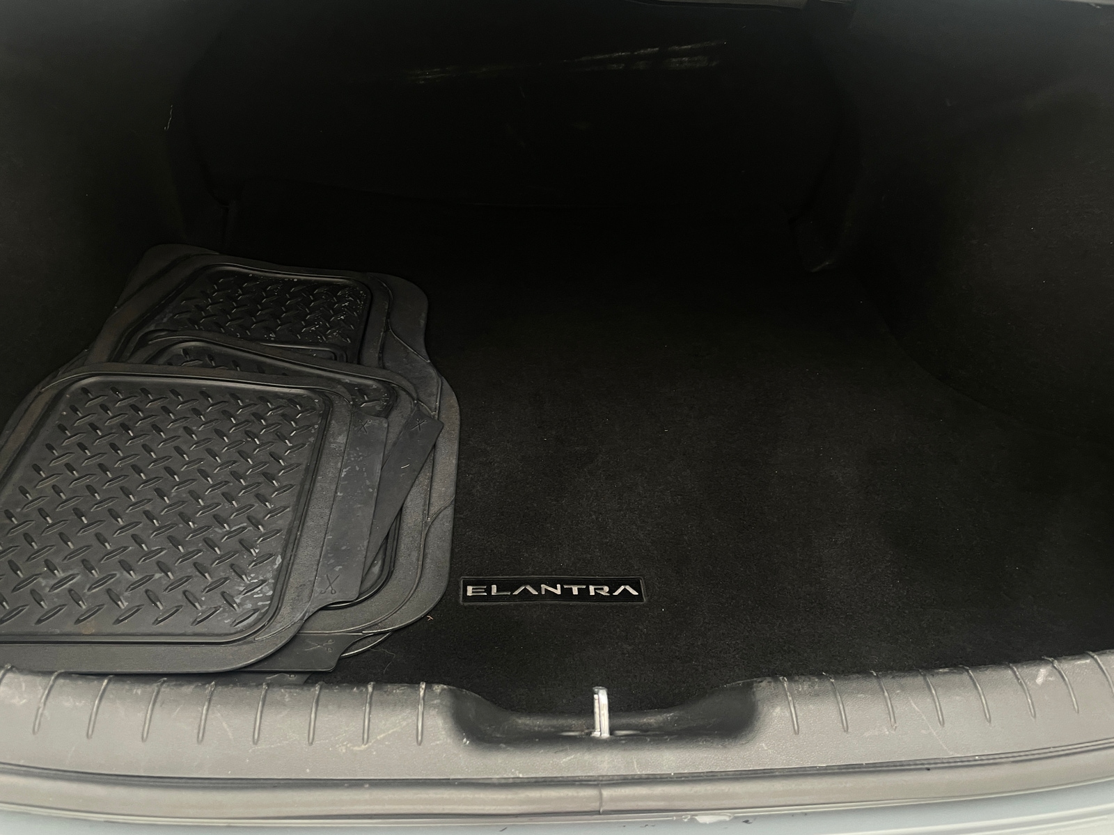 Thumbnail: 2023 Hyundai Elantra - 7