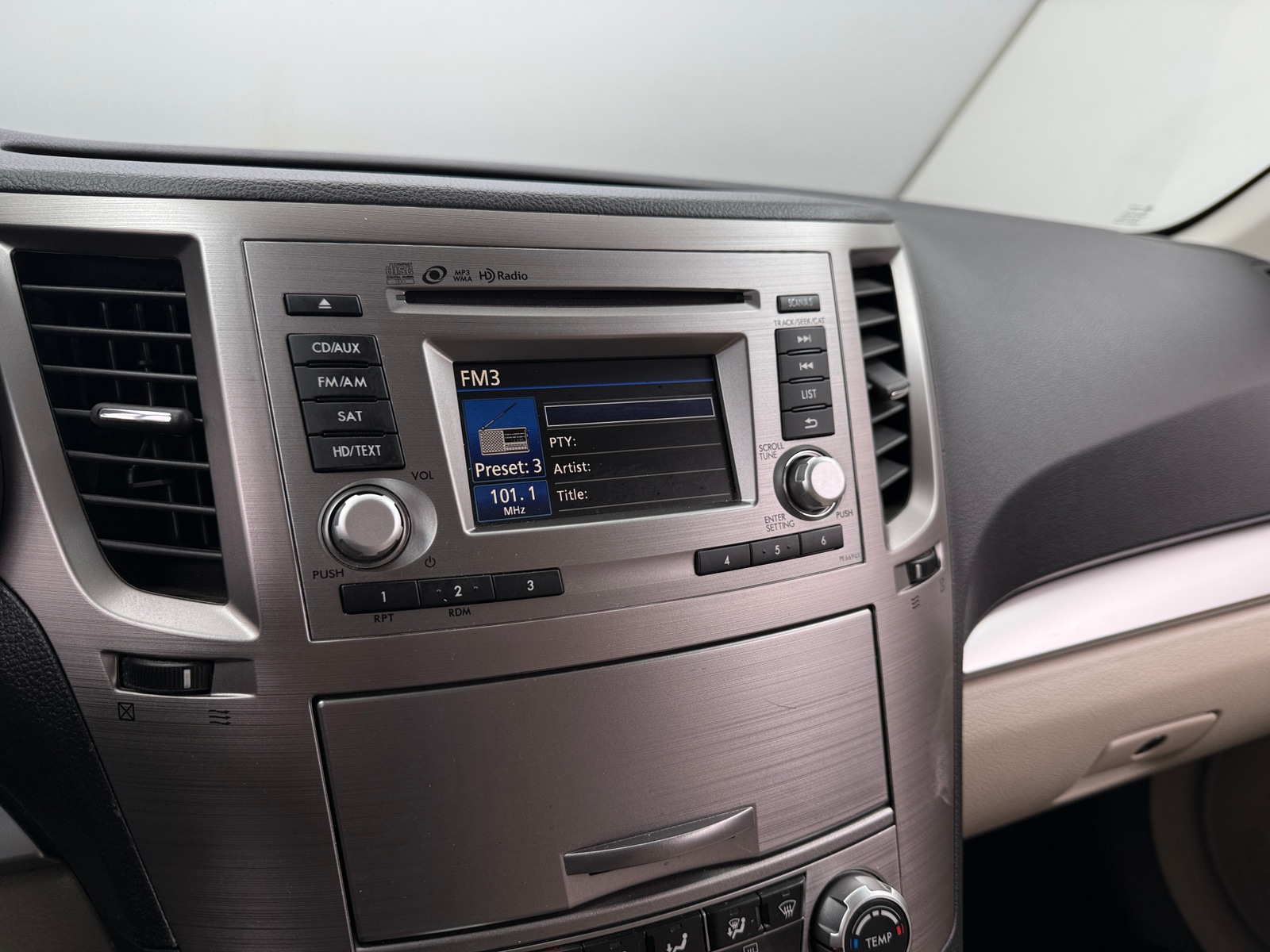 Thumbnail: 2014 Subaru Outback - 4