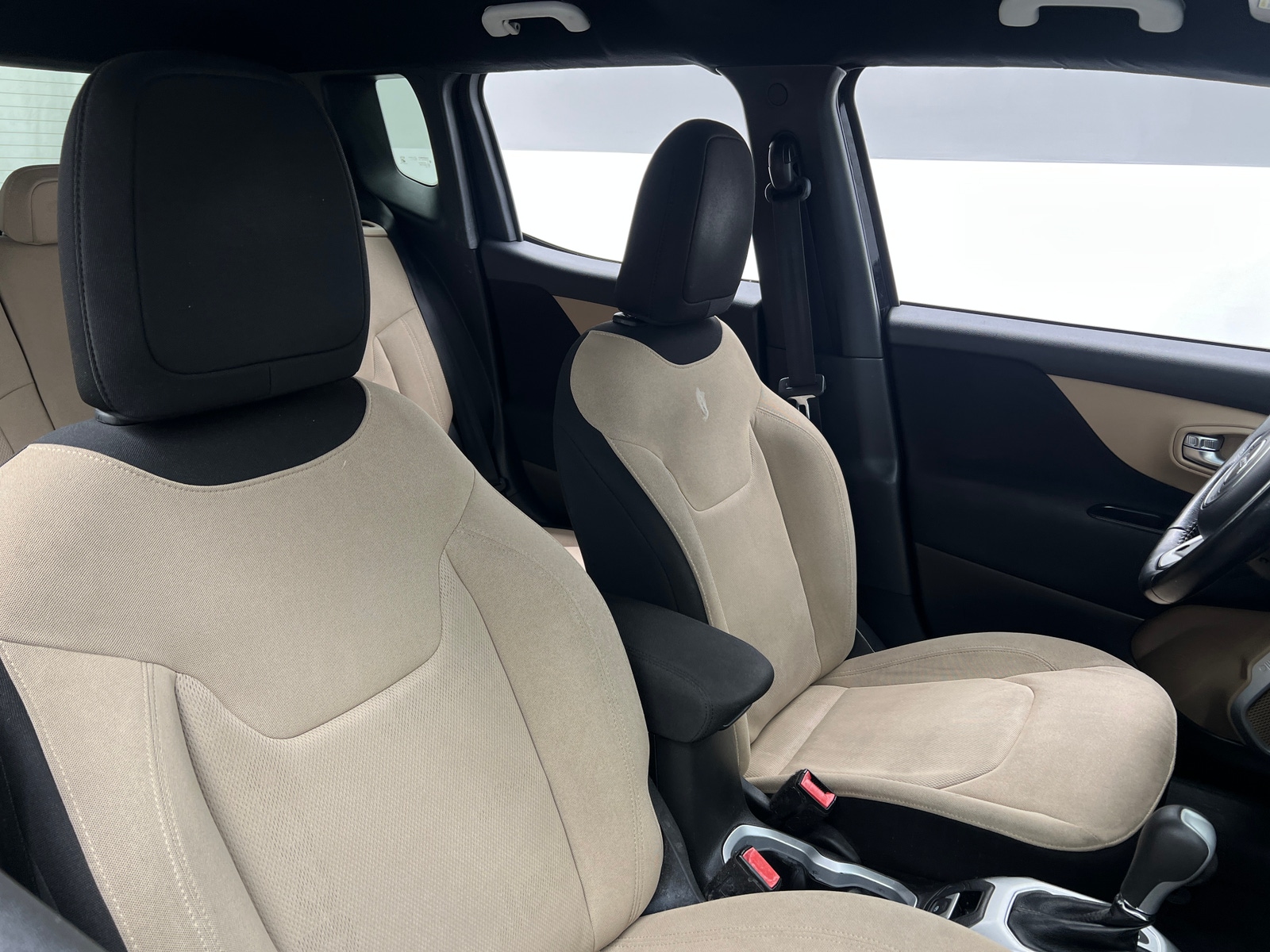 Thumbnail: 2016 Jeep Renegade - 2