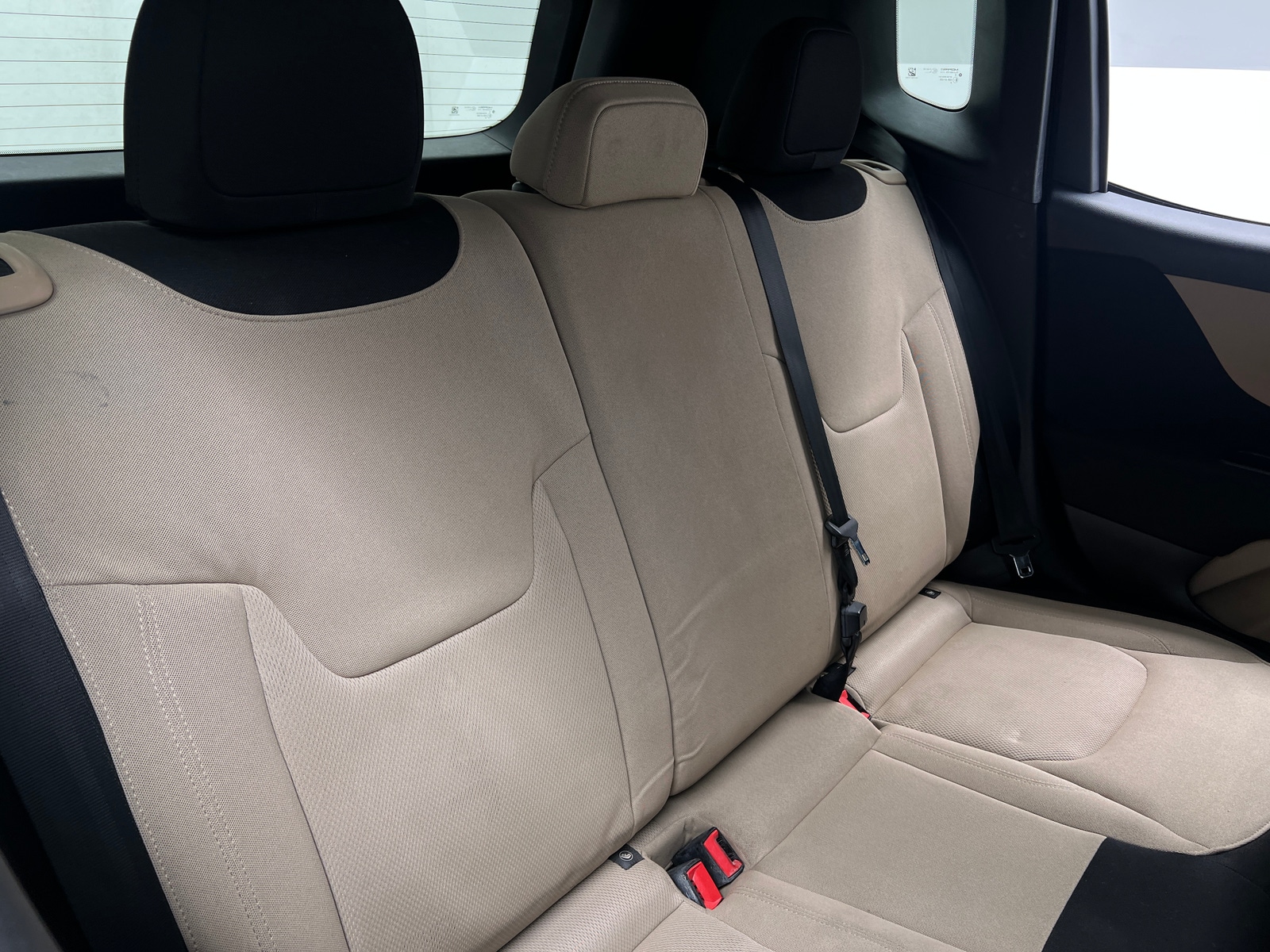 Thumbnail: 2016 Jeep Renegade - 6