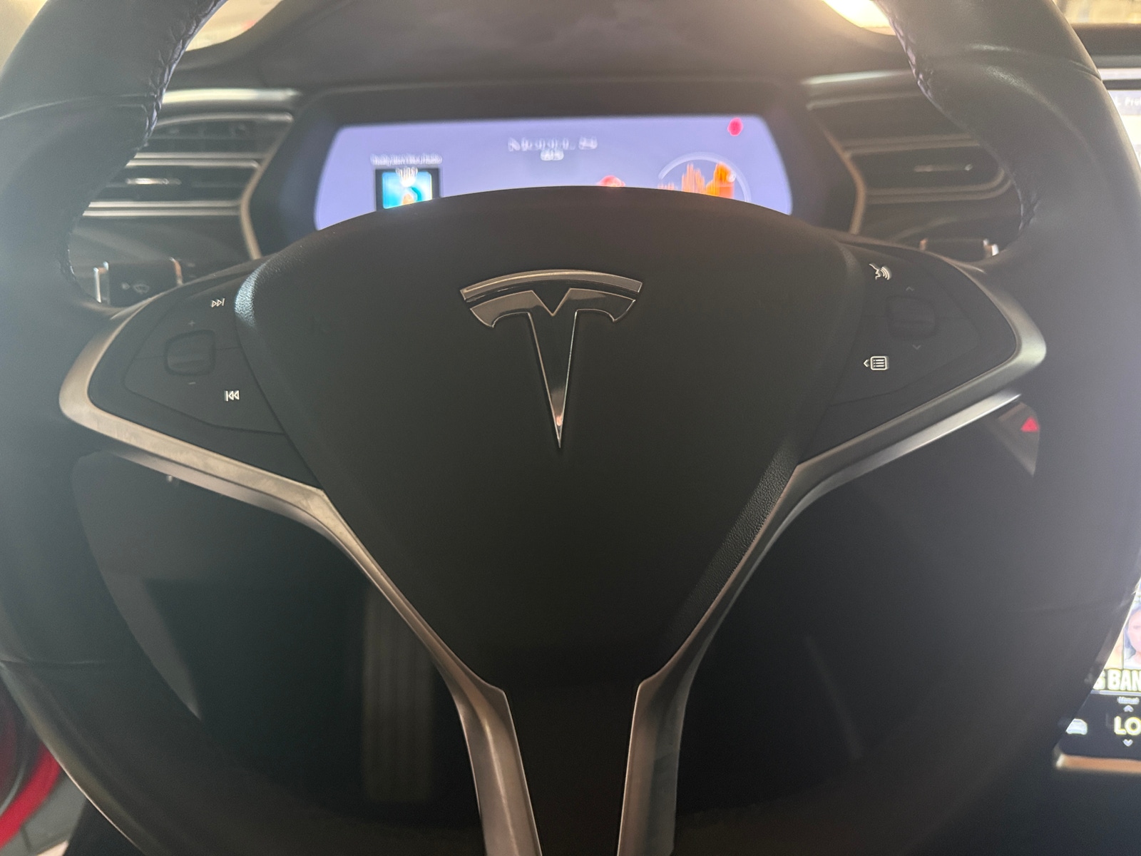 Thumbnail: 2014 Tesla Model S - 5