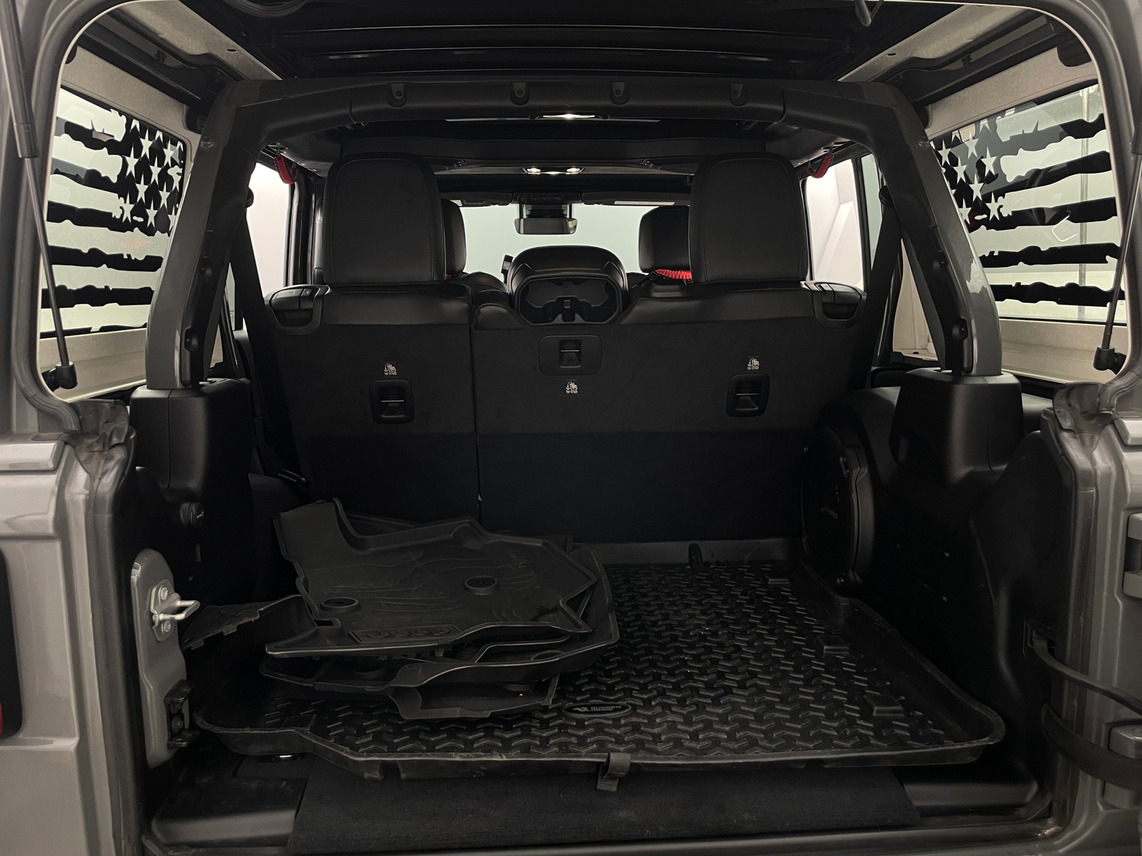 Thumbnail: 2020 Jeep Wrangler - 6