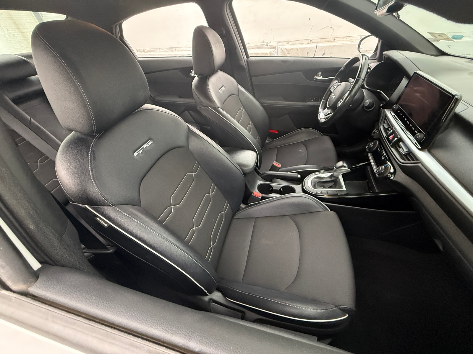 Thumbnail: 2023 Kia Forte - 2