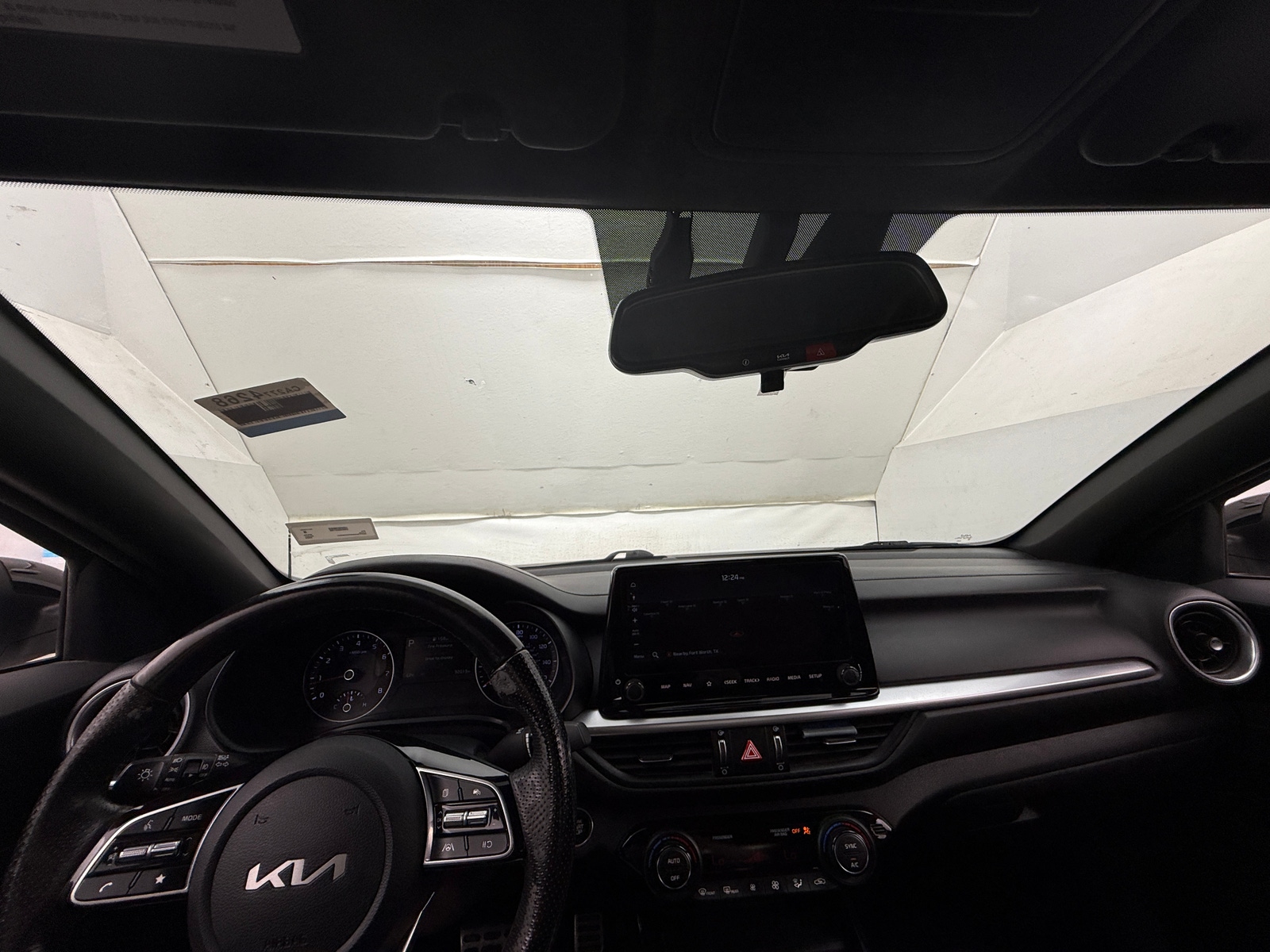 Thumbnail: 2023 Kia Forte - 3
