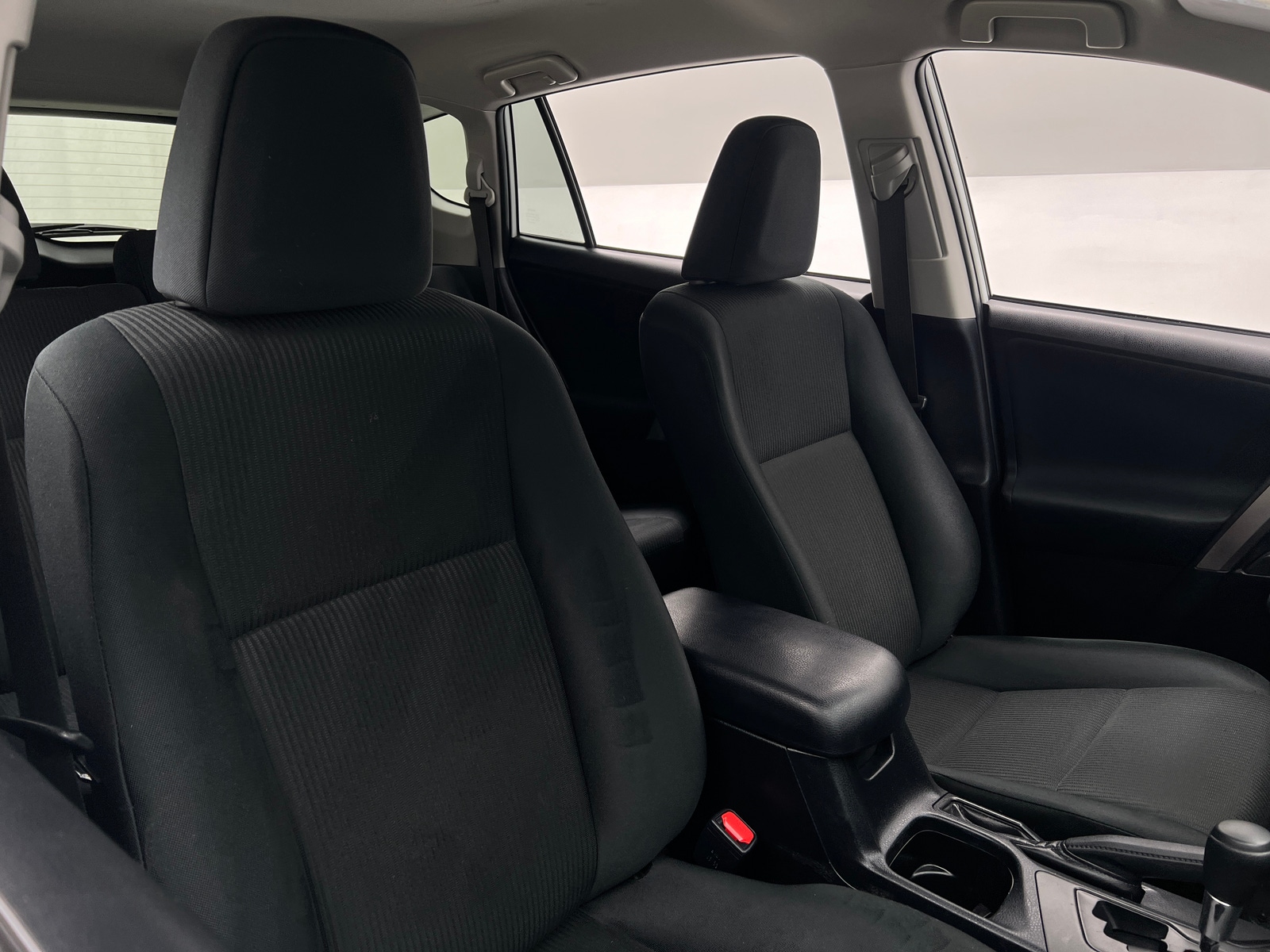 Thumbnail: 2018 Toyota RAV4 - 2