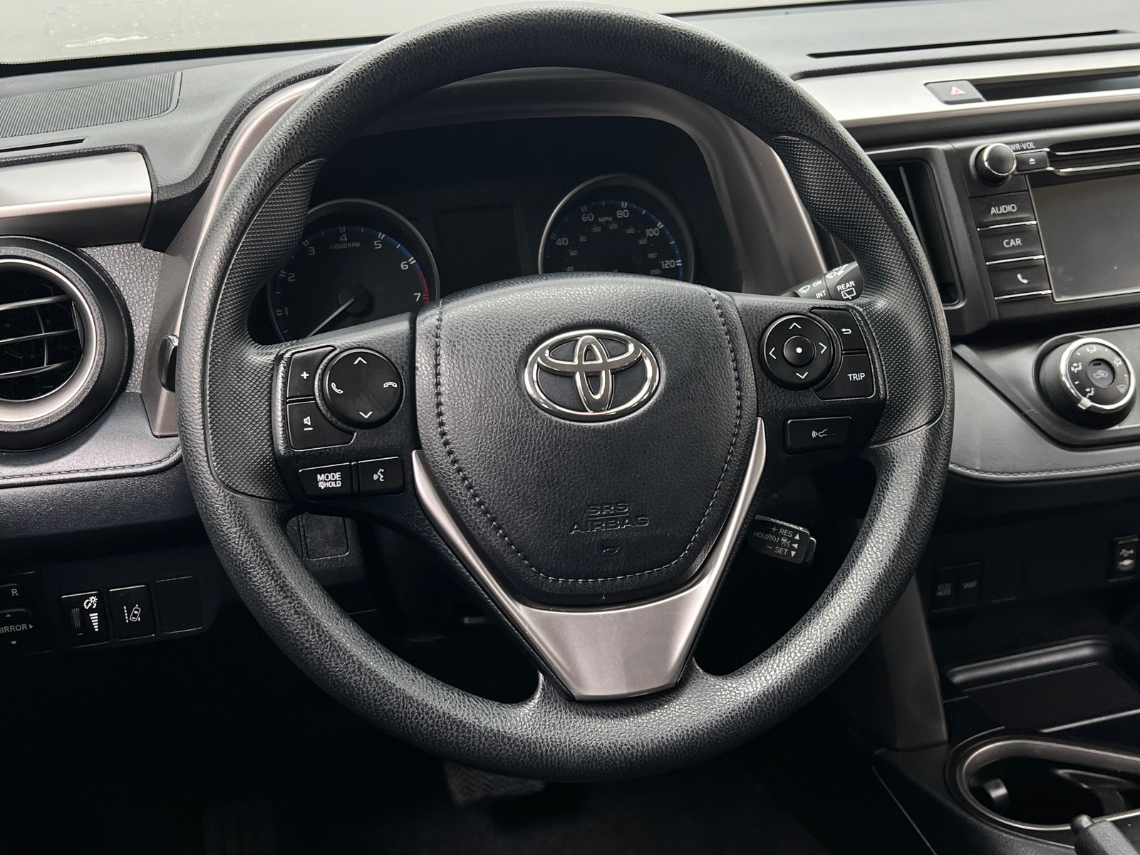 Thumbnail: 2018 Toyota RAV4 - 5