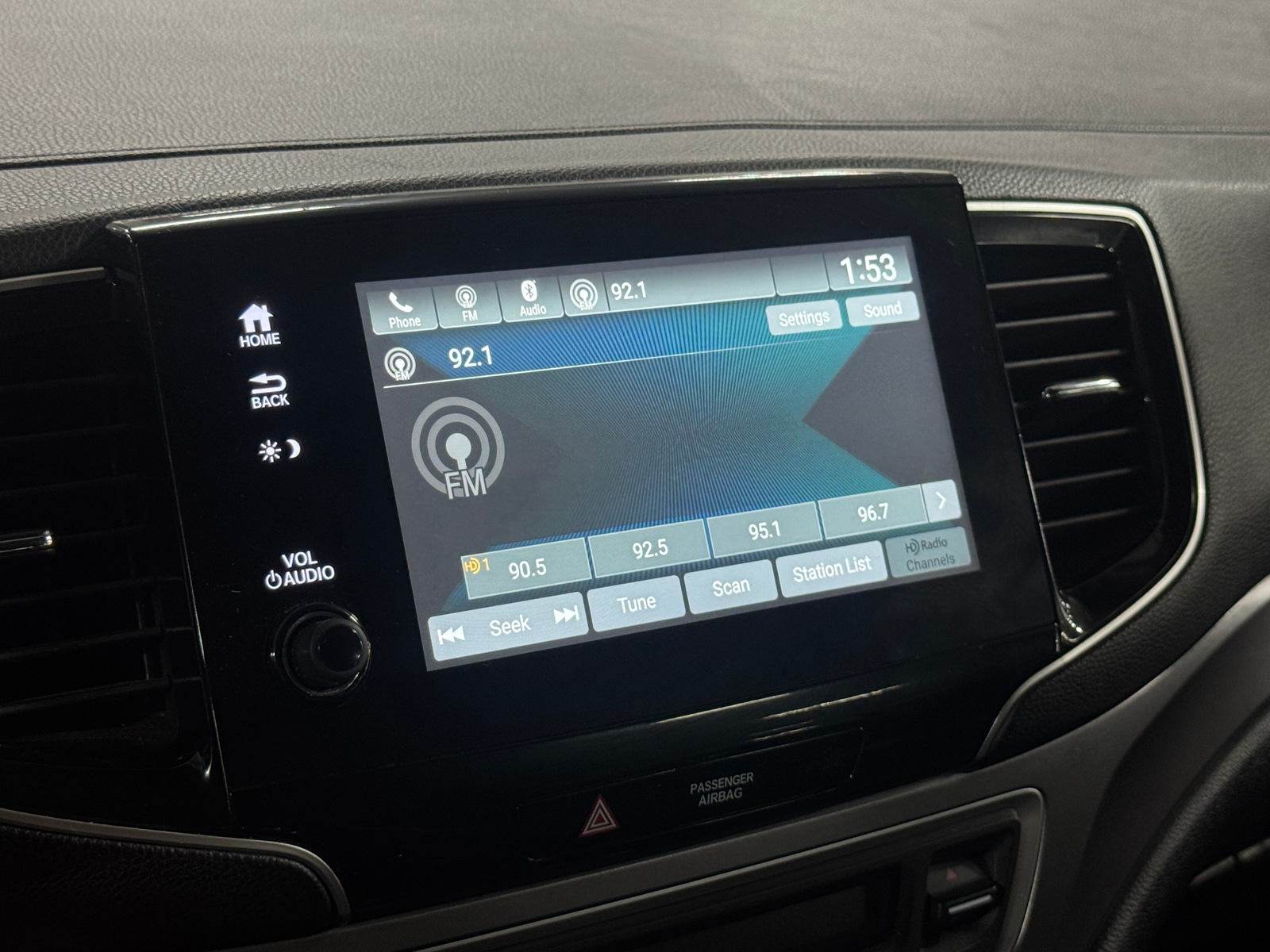 Thumbnail: 2019 Honda Pilot - 3