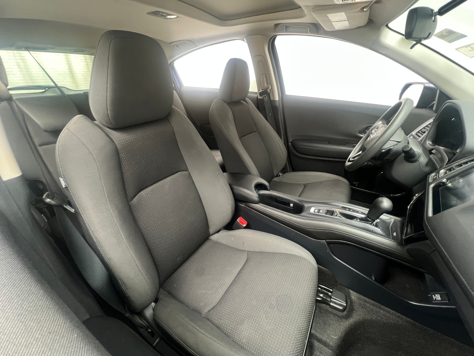 Thumbnail: 2022 Honda HR-V - 2