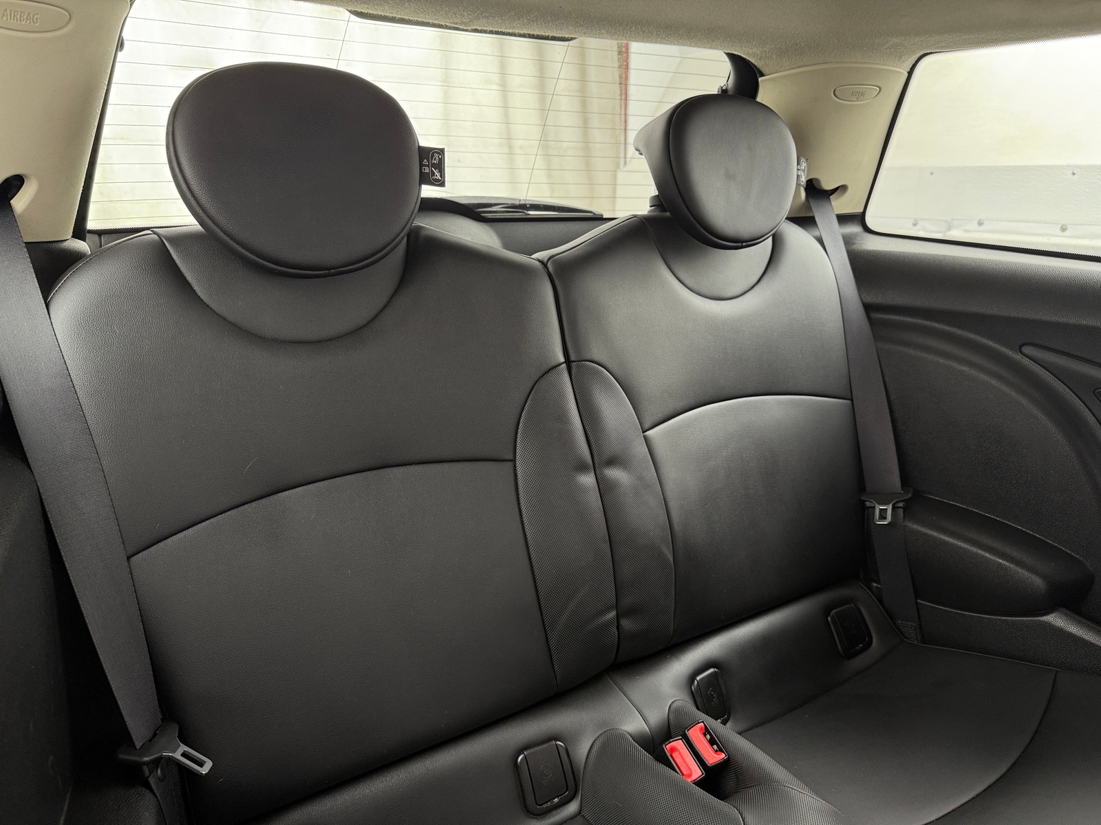 Thumbnail: 2013 MINI Cooper Hardtop - 4