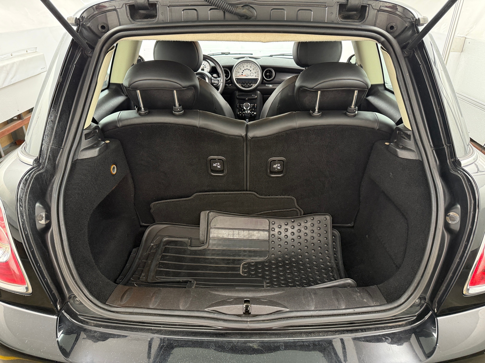 Thumbnail: 2013 MINI Cooper Hardtop - 5