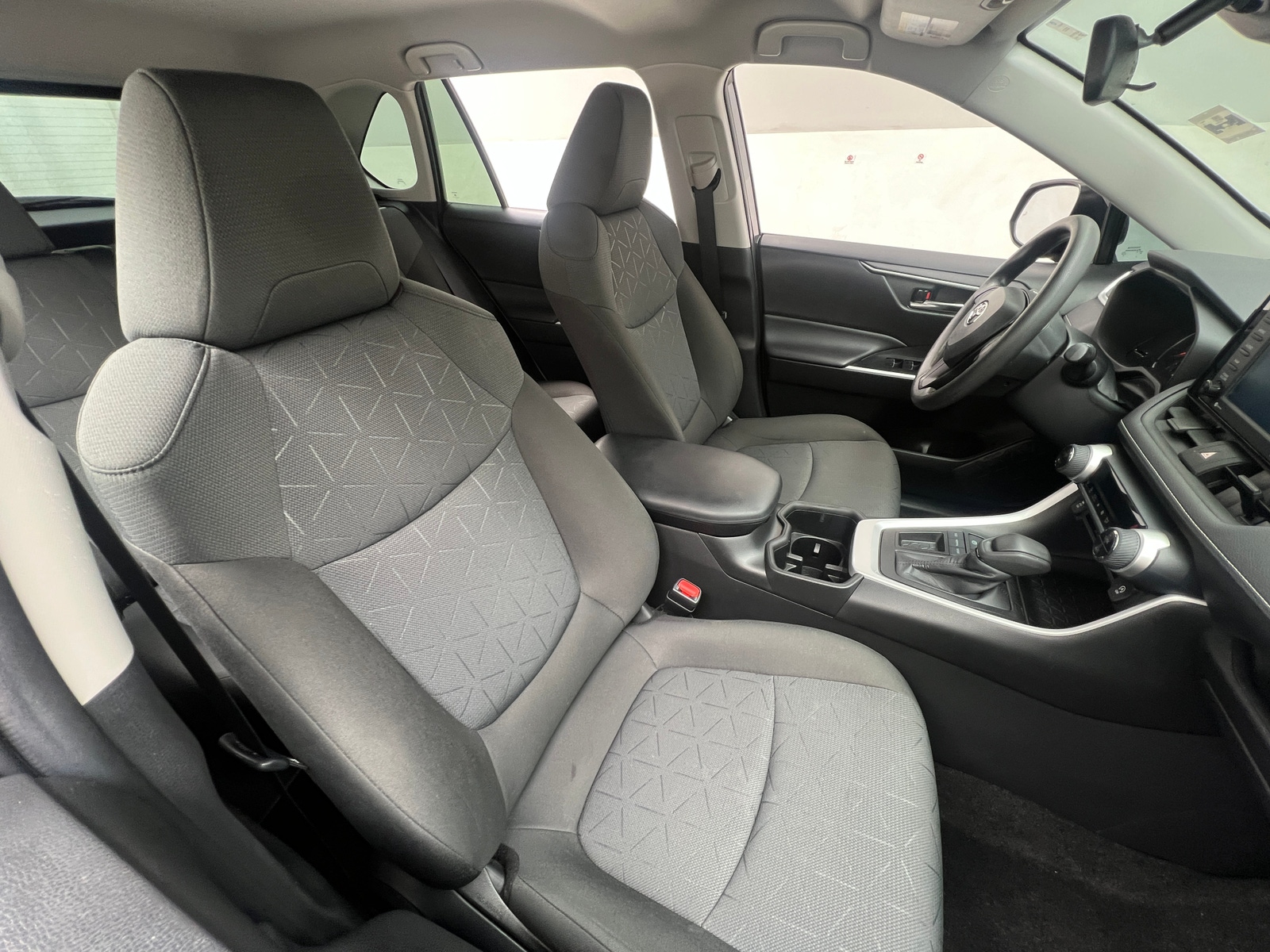 Thumbnail: 2022 Toyota RAV4 - 2