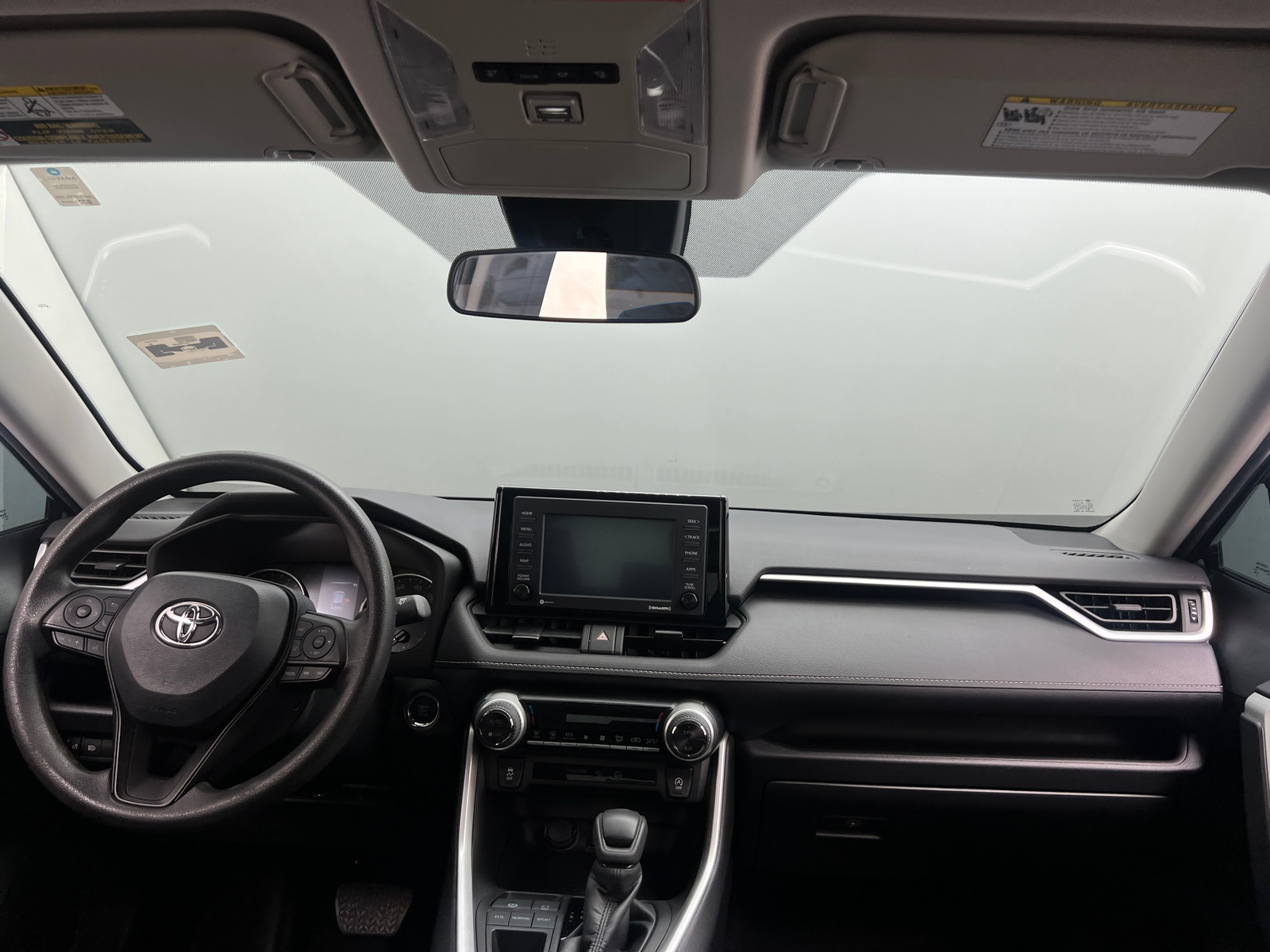 Thumbnail: 2022 Toyota RAV4 - 3