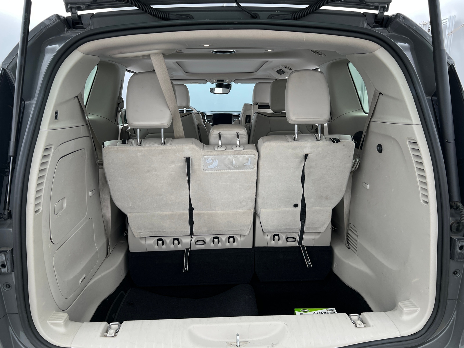 Thumbnail: 2021 Chrysler Pacifica - 6