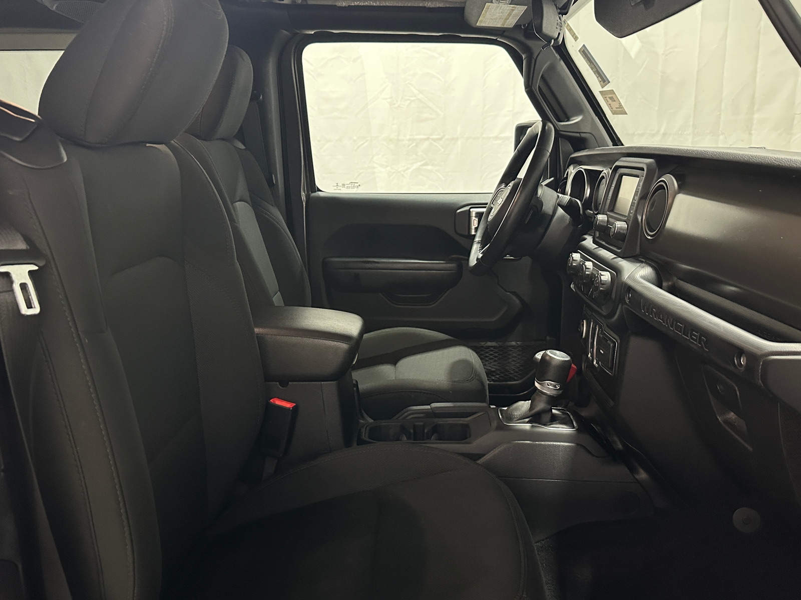 Thumbnail: 2019 Jeep Wrangler - 2