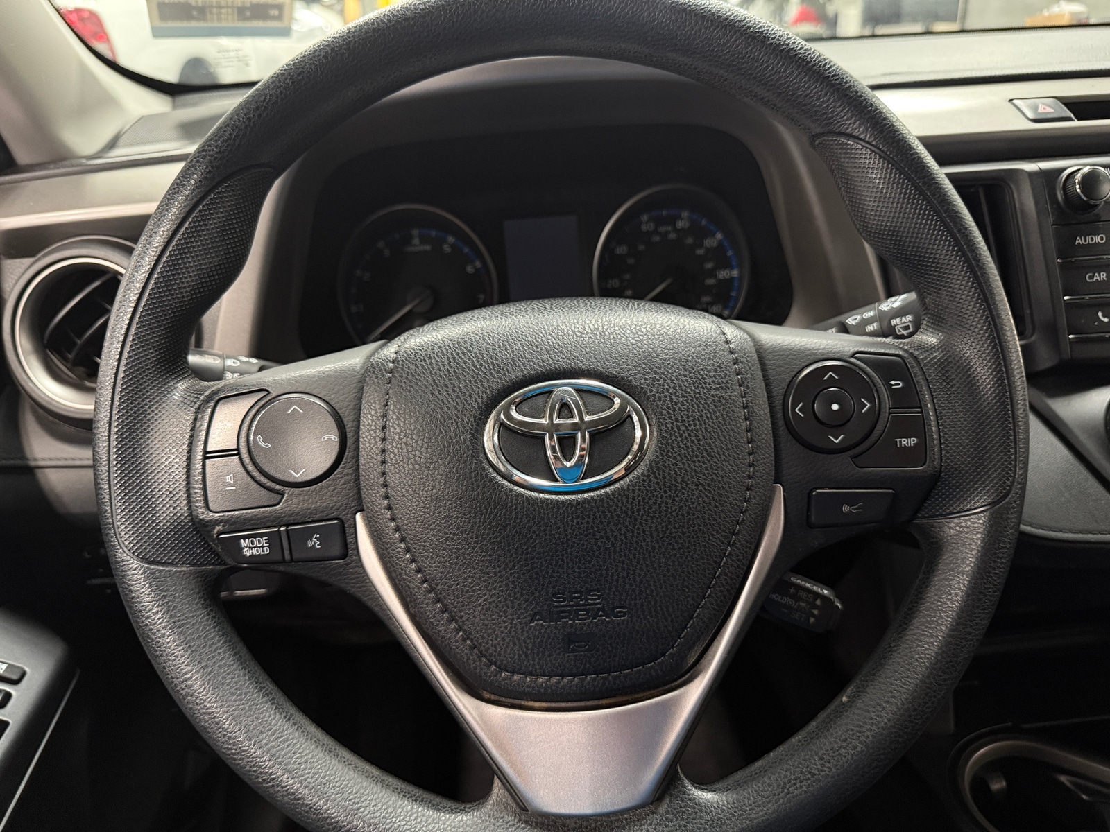 Thumbnail: 2018 Toyota RAV4 - 5