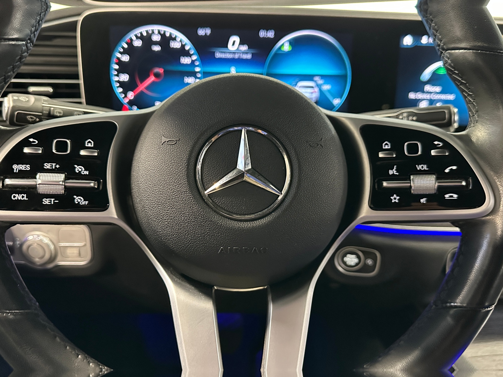 Thumbnail: 2020 Mercedes-Benz GLE - 4