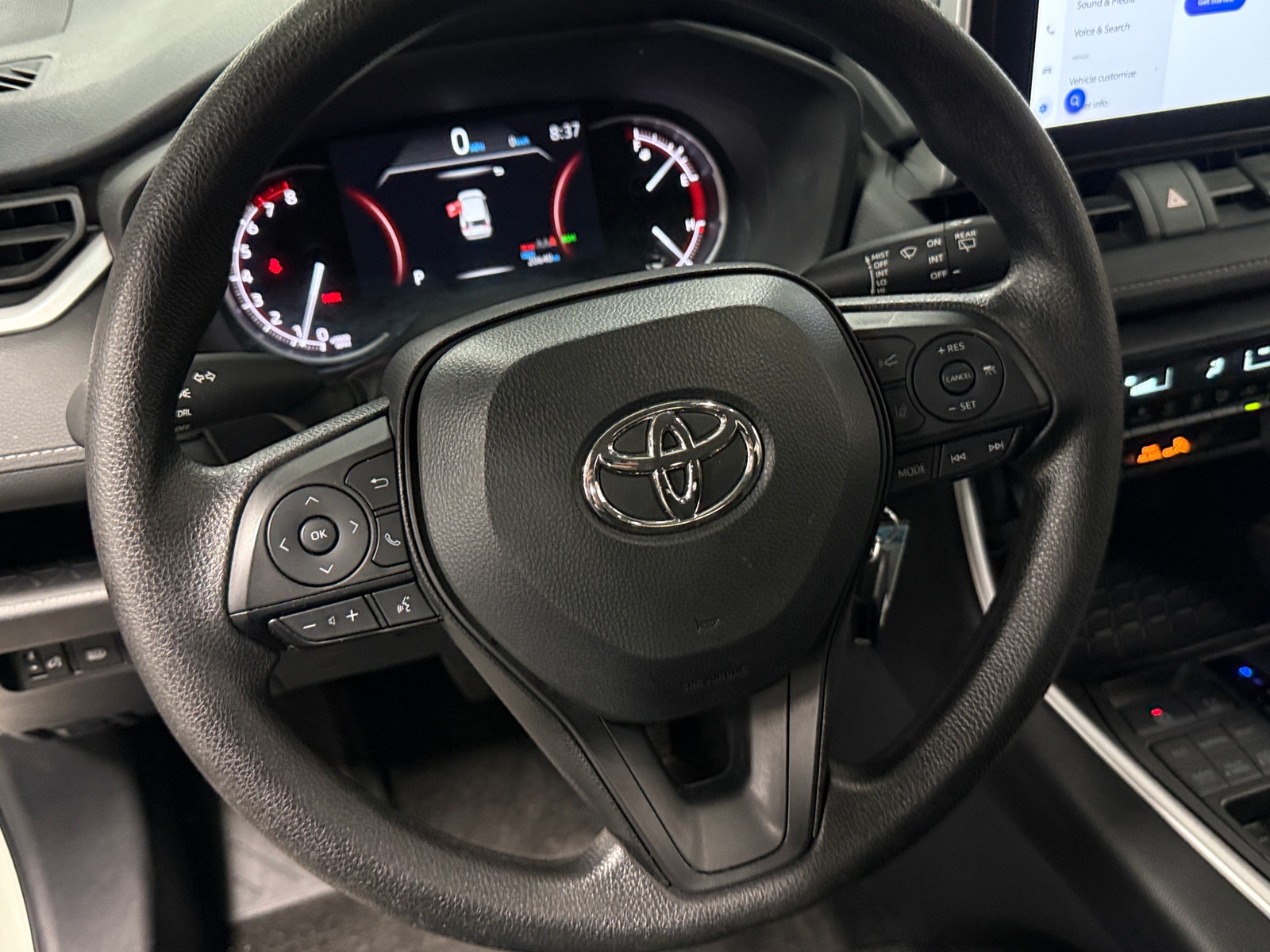 Thumbnail: 2024 Toyota RAV4 - 5