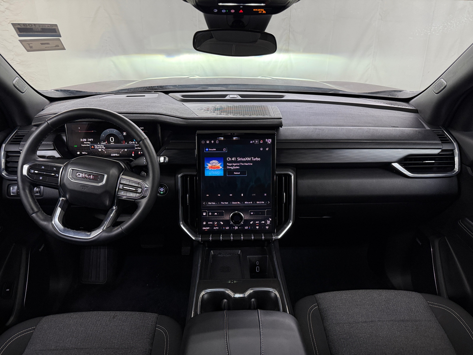 Thumbnail: 2025 GMC Acadia - 3