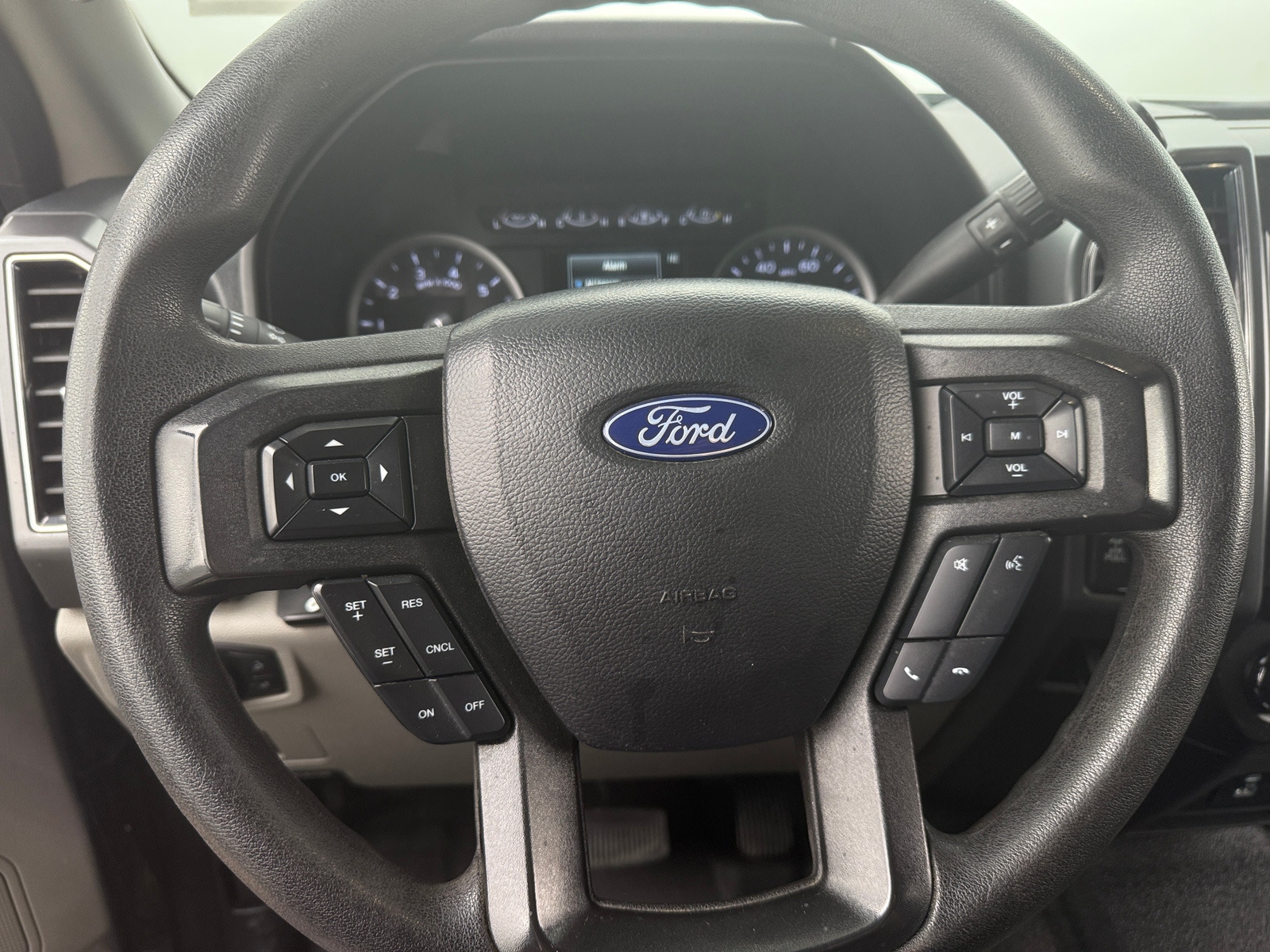 Thumbnail: 2020 Ford Econoline - 5