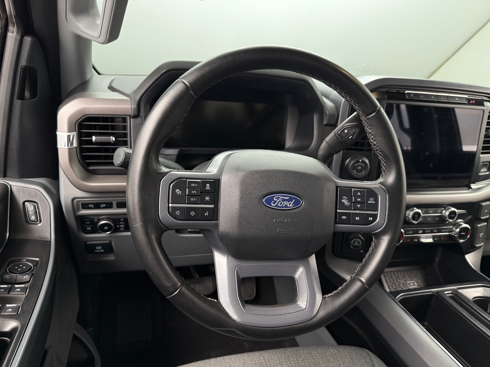 Thumbnail: 2024 Ford Econoline - 5