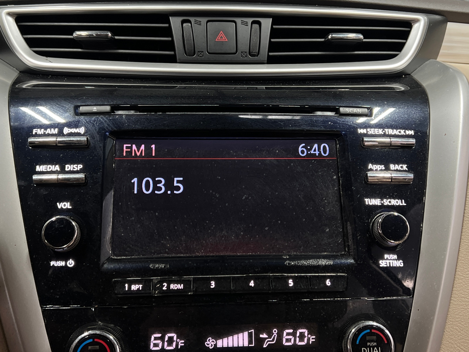 Thumbnail: 2016 Nissan Murano - 4