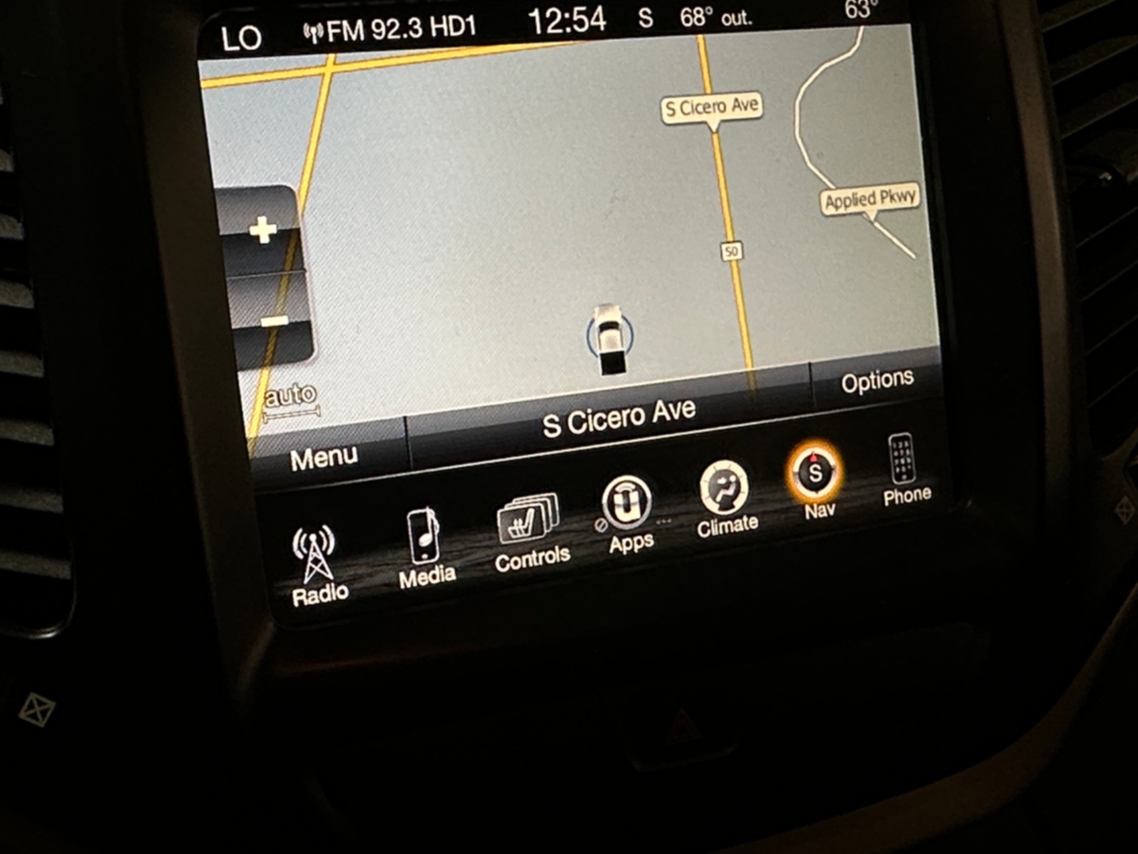 Thumbnail: 2016 Jeep Cherokee - 3