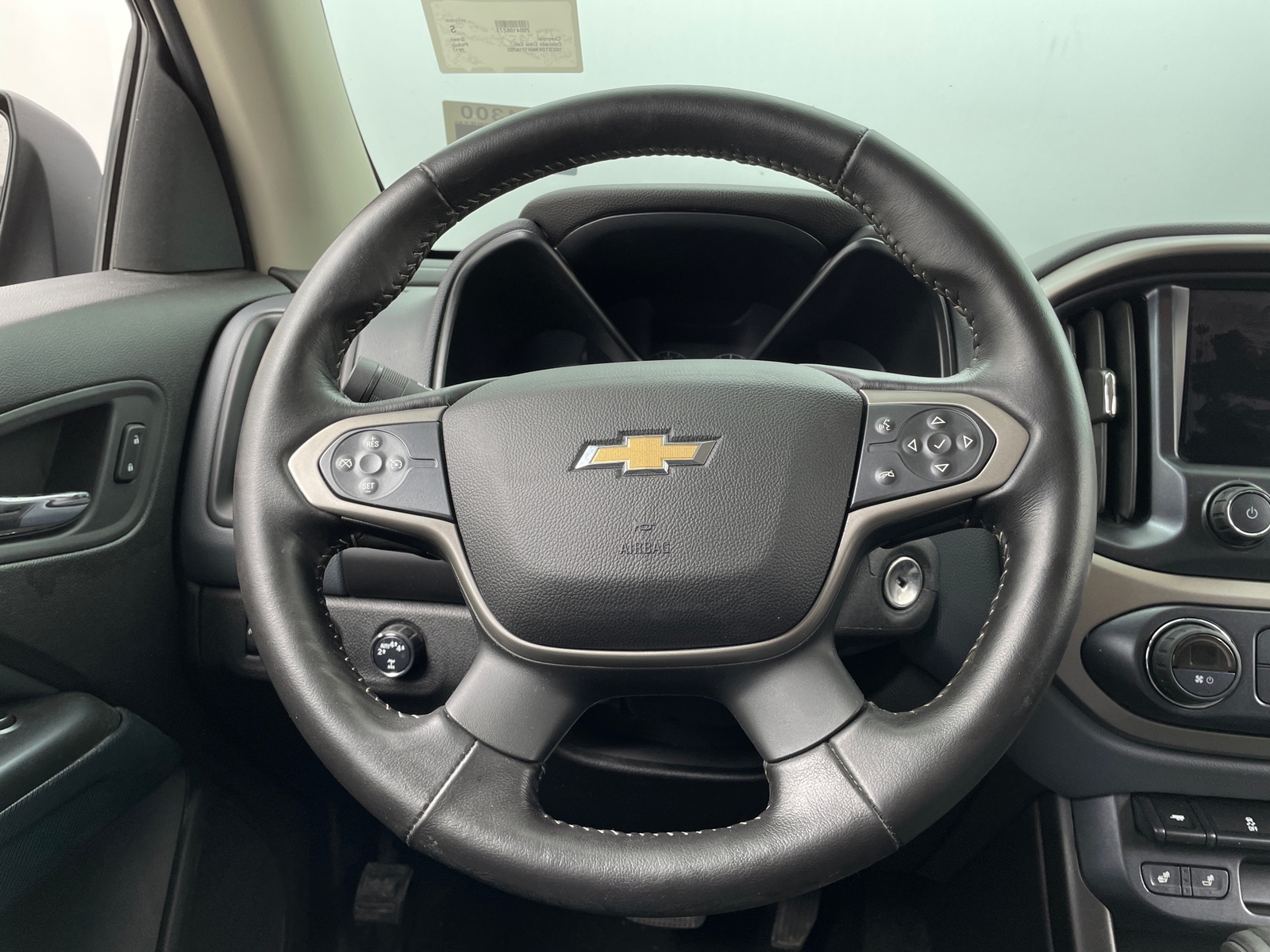 Thumbnail: 2017 Chevrolet Colorado - 5