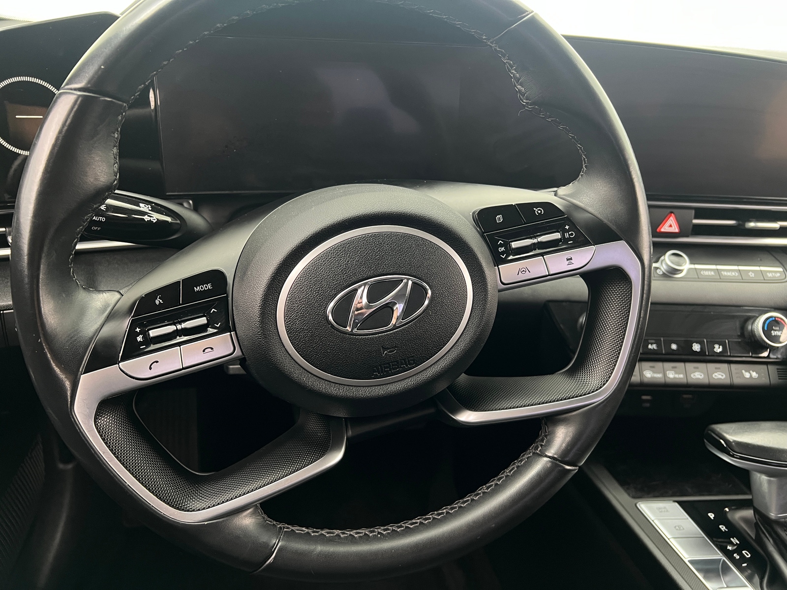 Thumbnail: 2022 Hyundai Elantra - 5