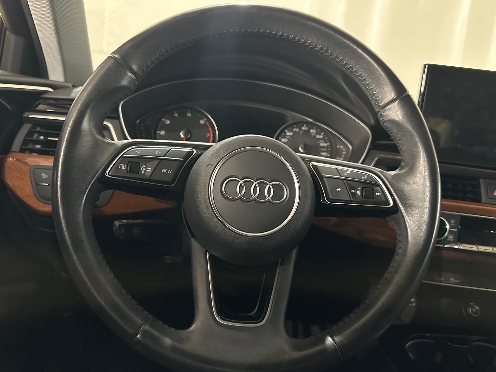Thumbnail: 2020 Audi A4 - 4
