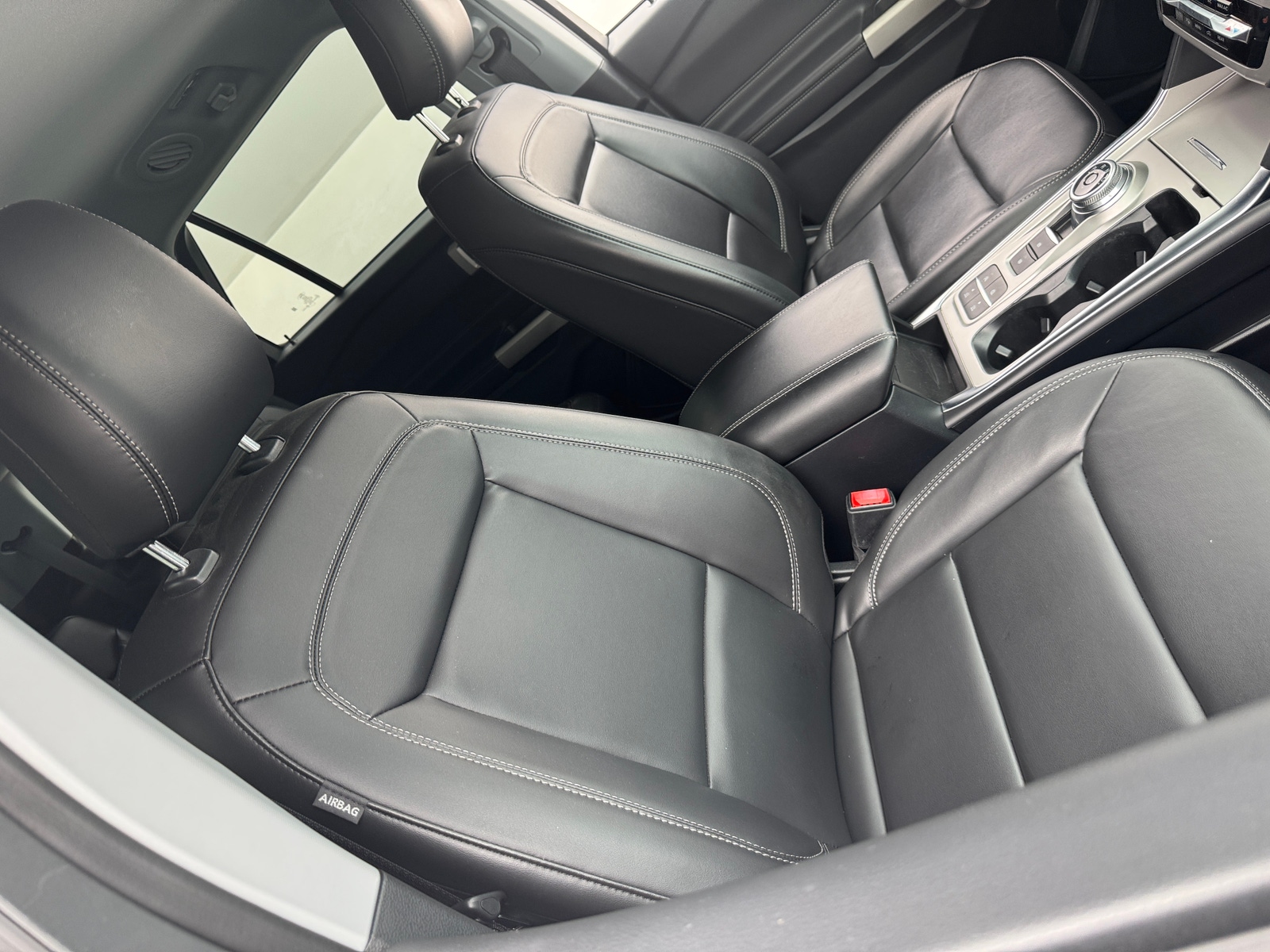 Thumbnail: 2021 Ford Explorer - 2