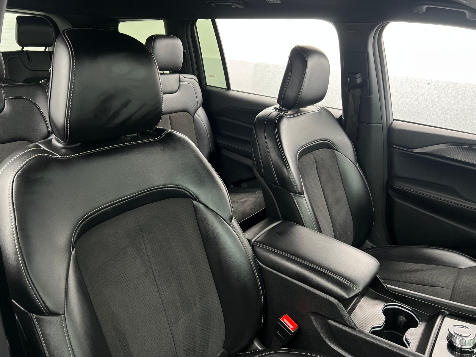 Thumbnail: 2024 Jeep Grand Cherokee L - 2