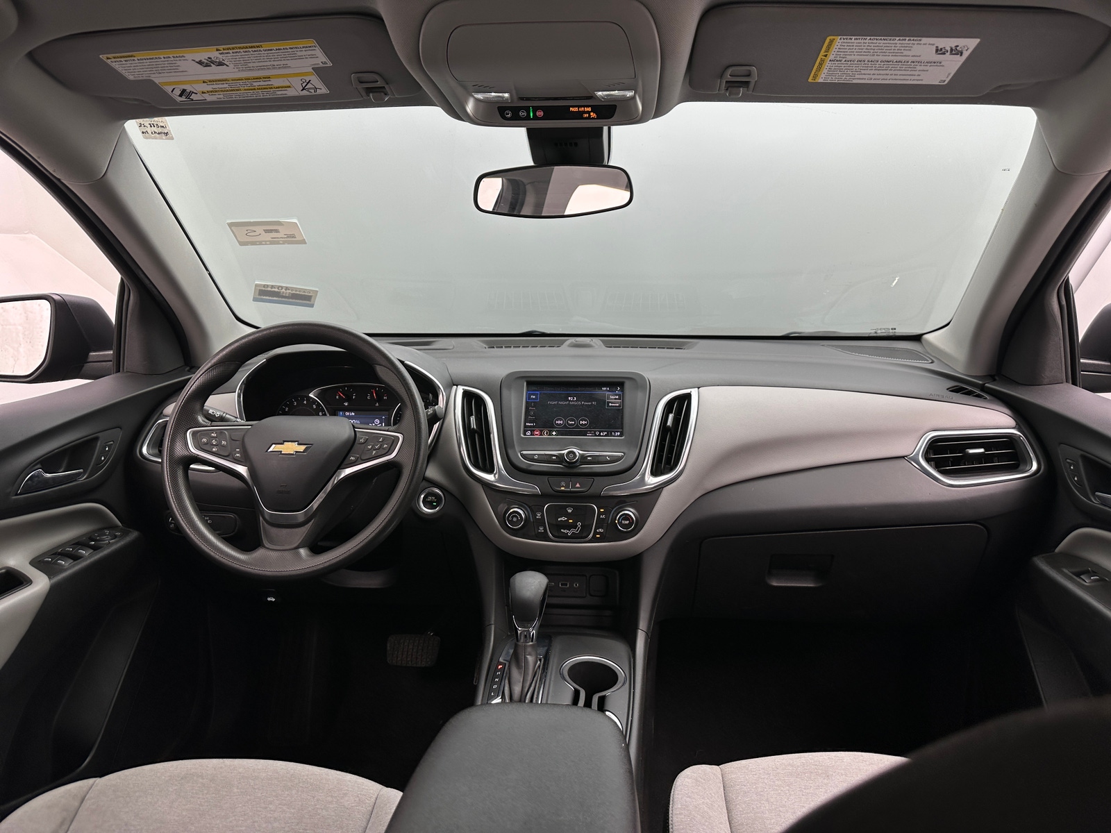 Thumbnail: 2023 Chevrolet Equinox - 3