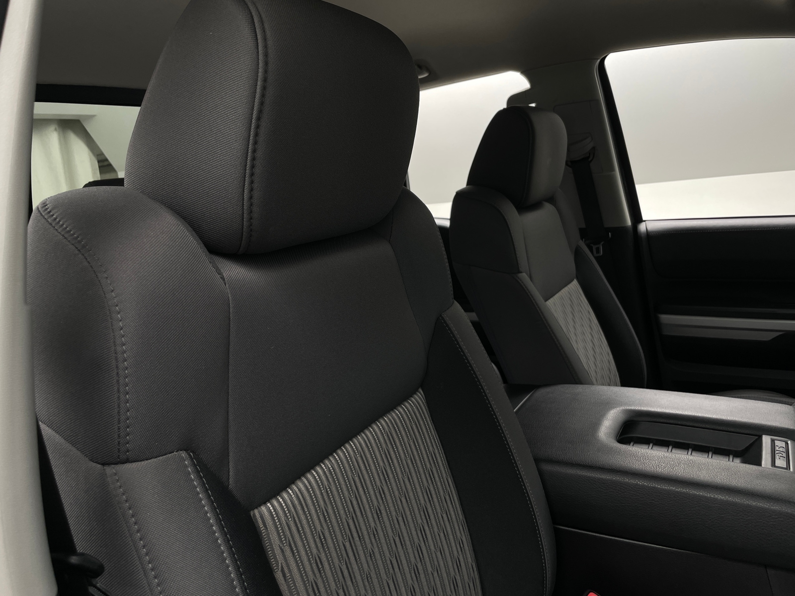 Thumbnail: 2016 Toyota Tundra - 2