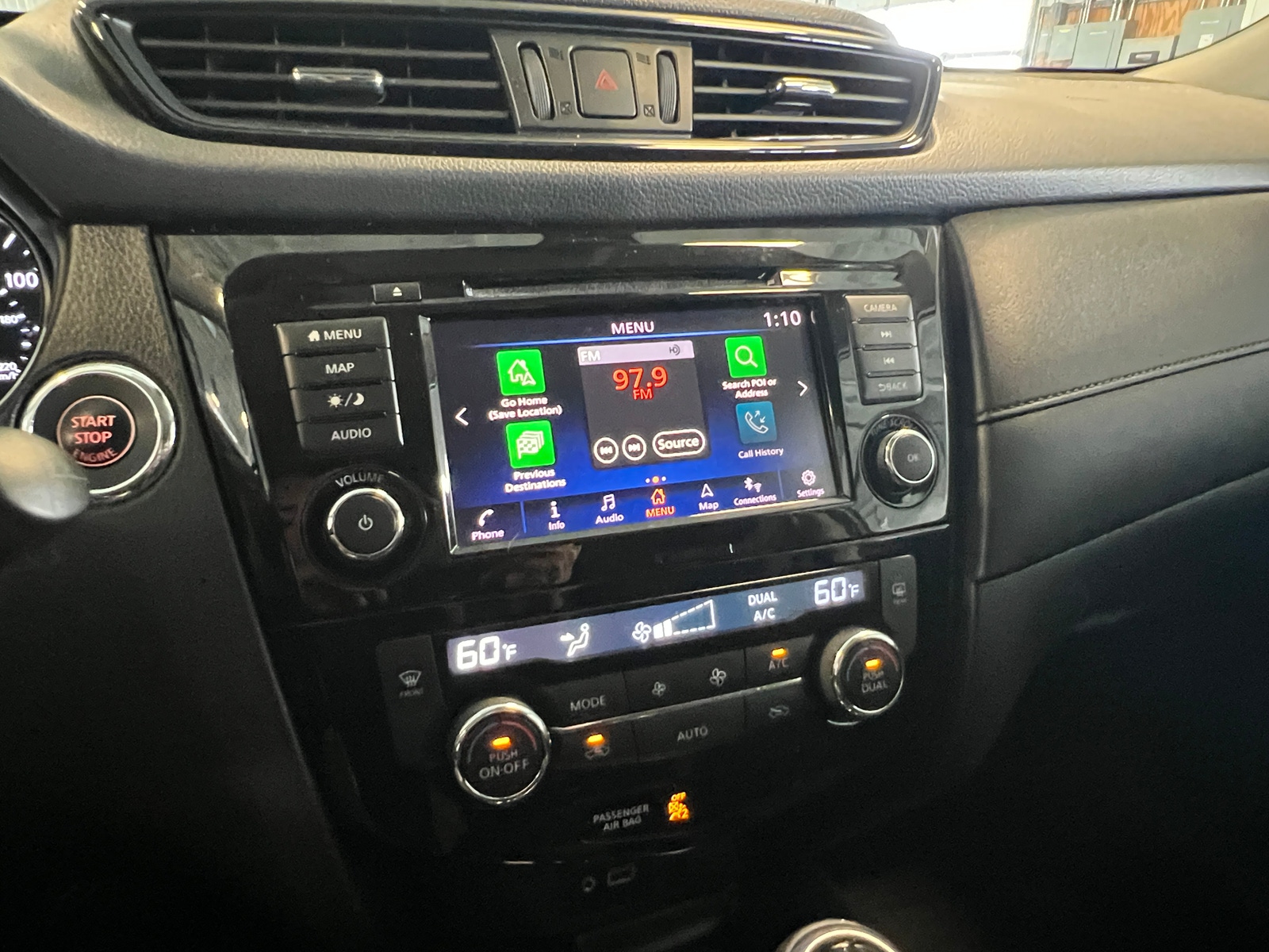 Thumbnail: 2019 Nissan Rogue - 4