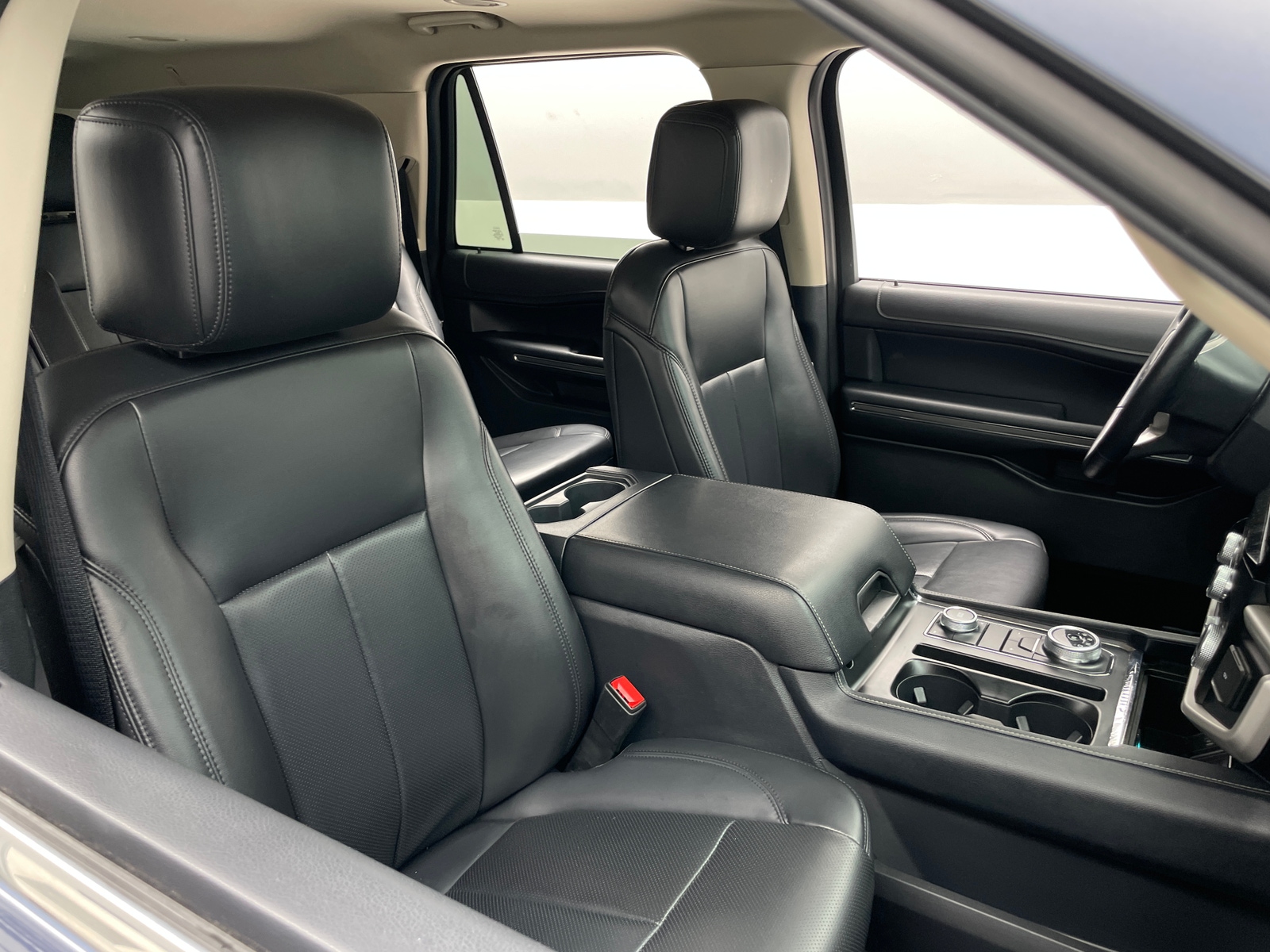 Thumbnail: 2023 Ford Expedition MAX - 2