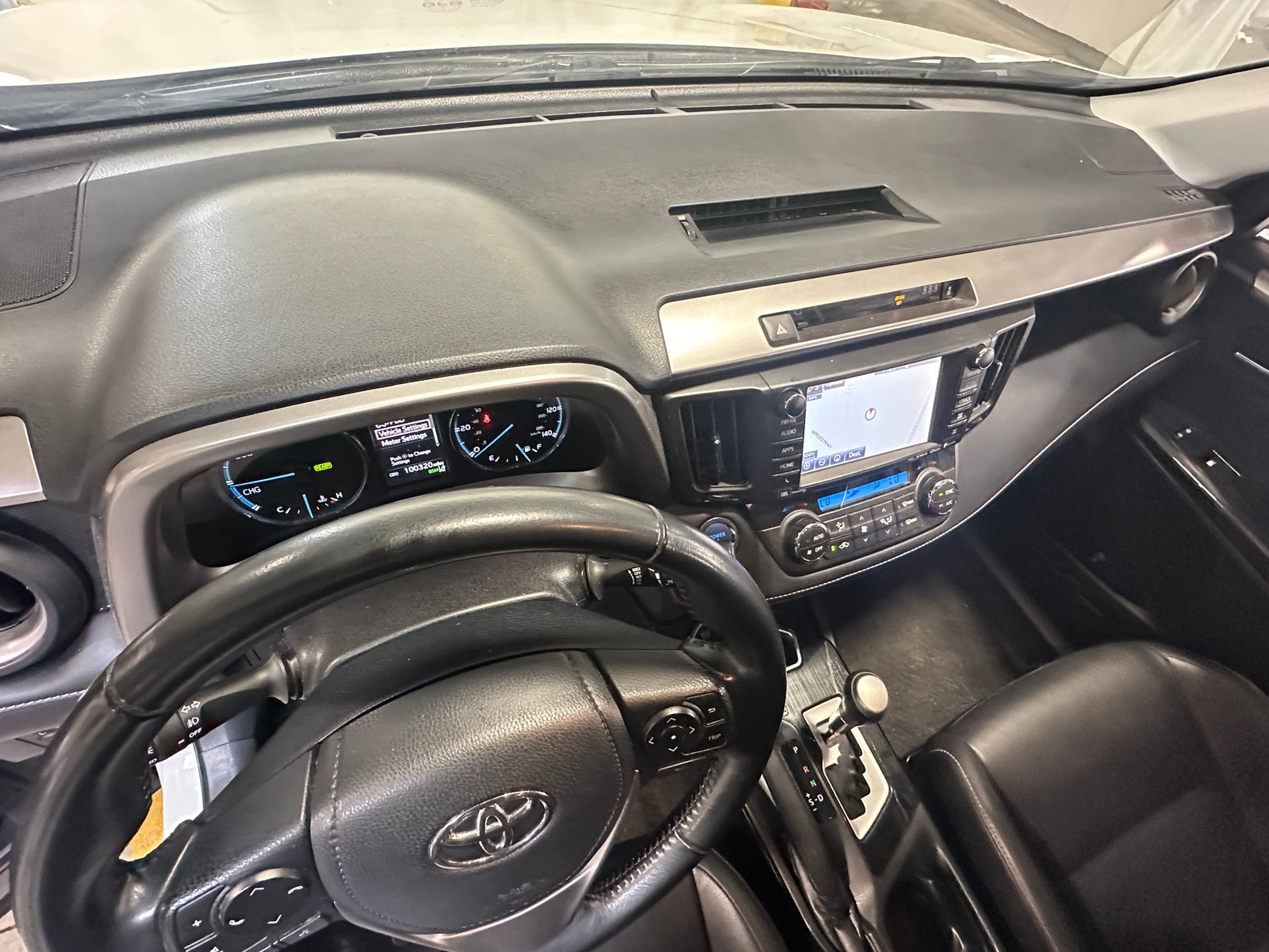 Thumbnail: 2018 Toyota RAV4 - 2