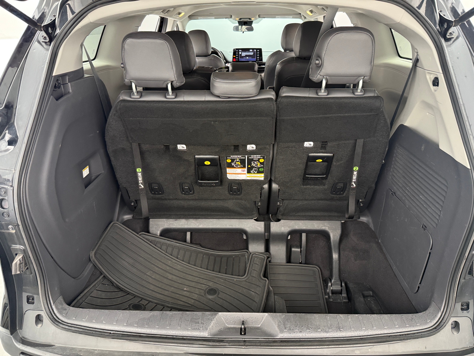 Thumbnail: 2021 Toyota Sienna - 7
