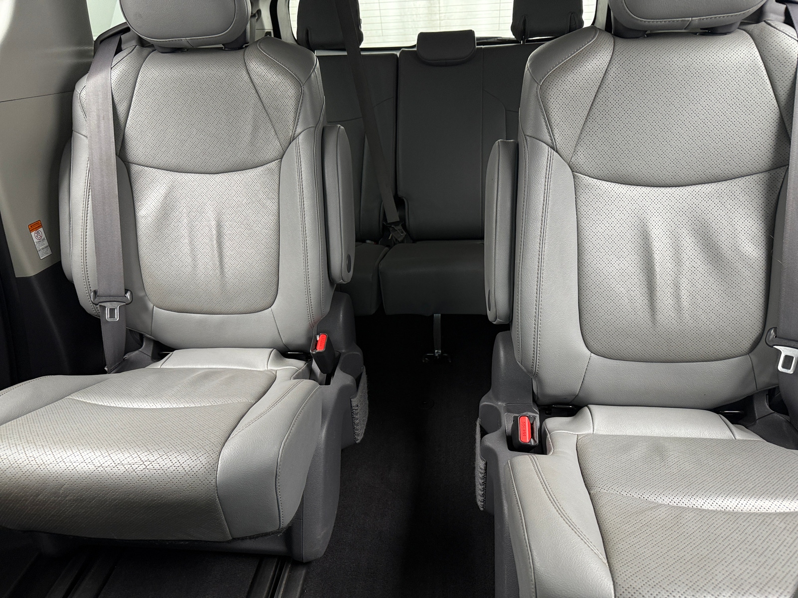 Thumbnail: 2021 Toyota Sienna - 5