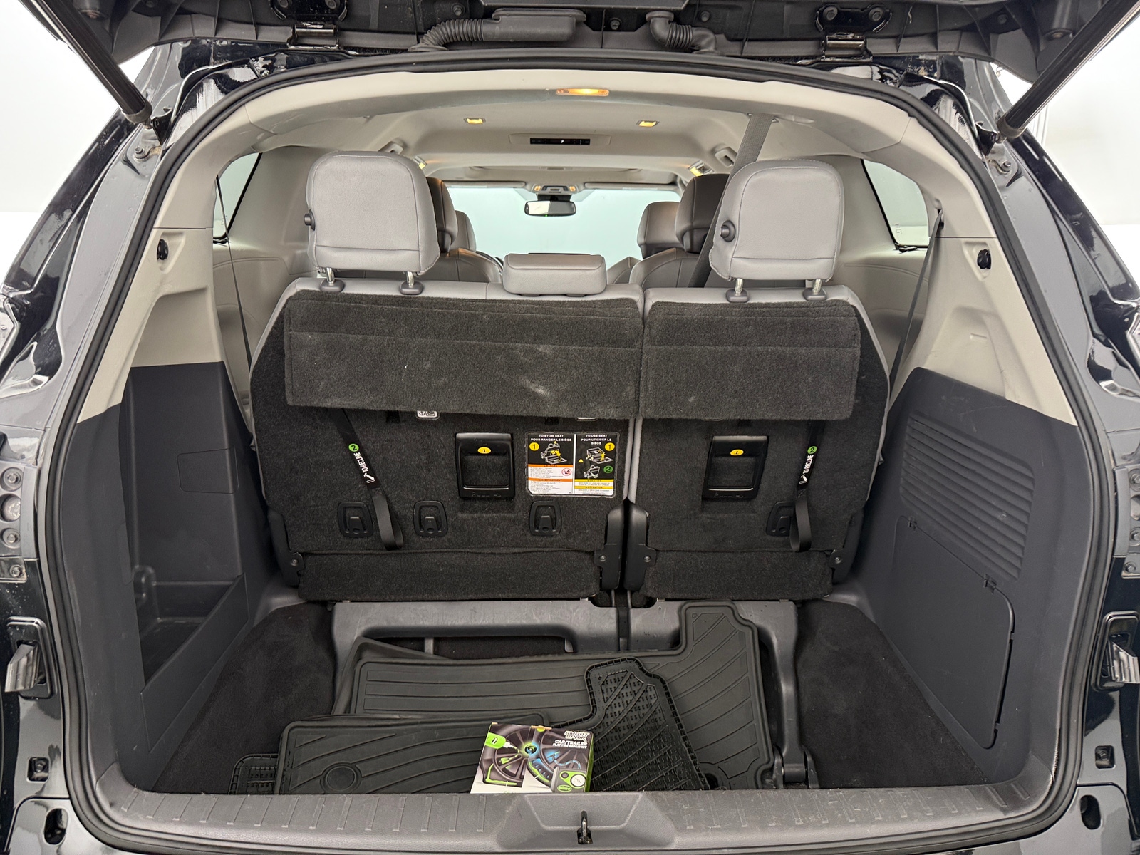 Thumbnail: 2021 Toyota Sienna - 6