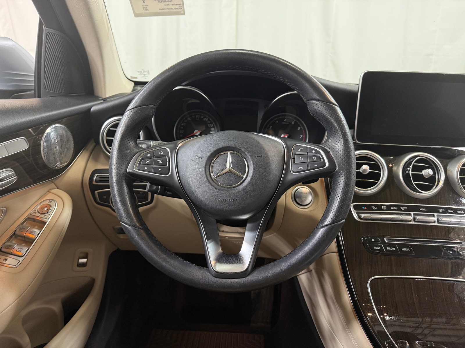 Thumbnail: 2017 Mercedes-Benz GLC - 4
