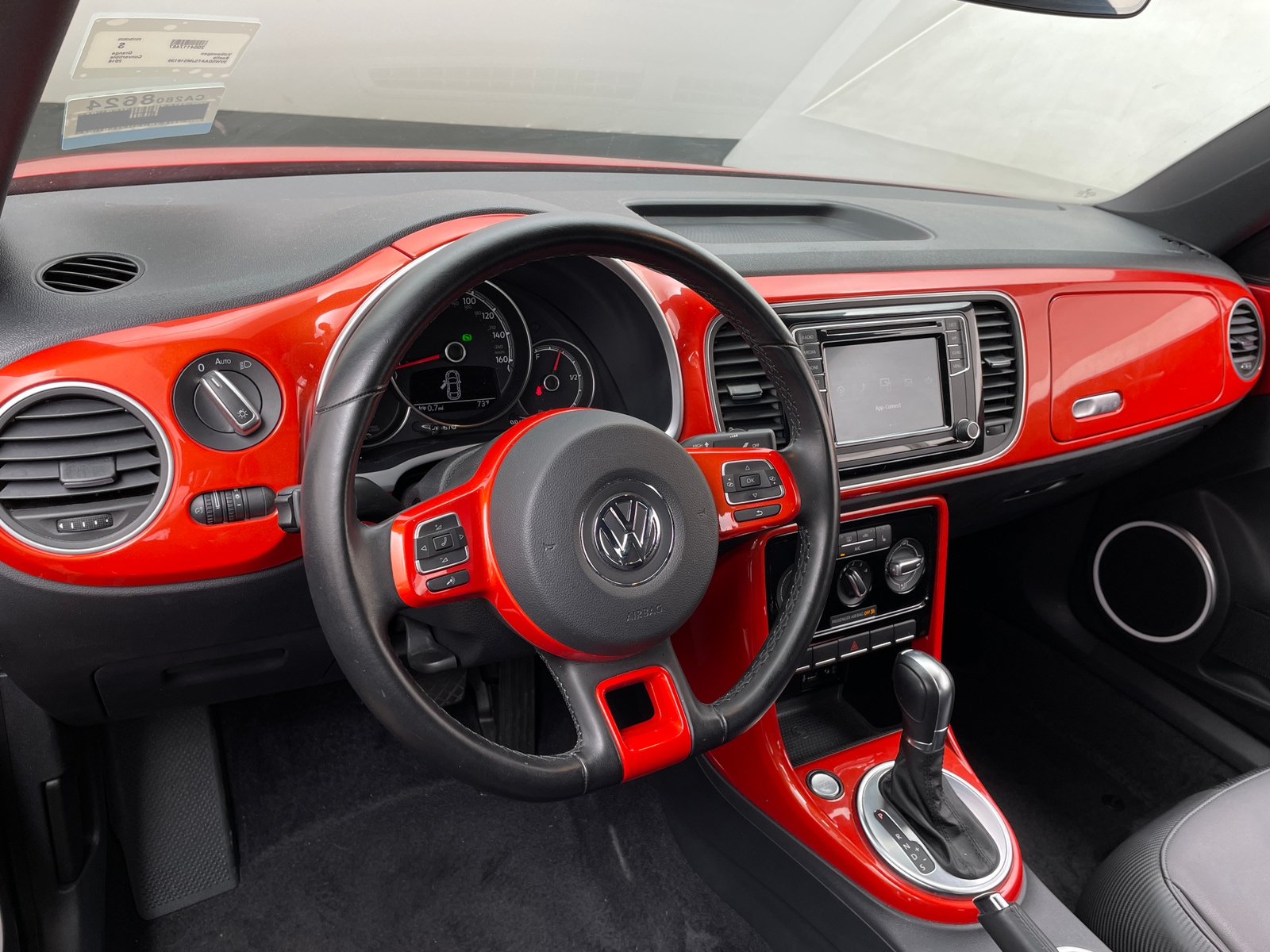 Thumbnail: 2018 Volkswagen Beetle - 2