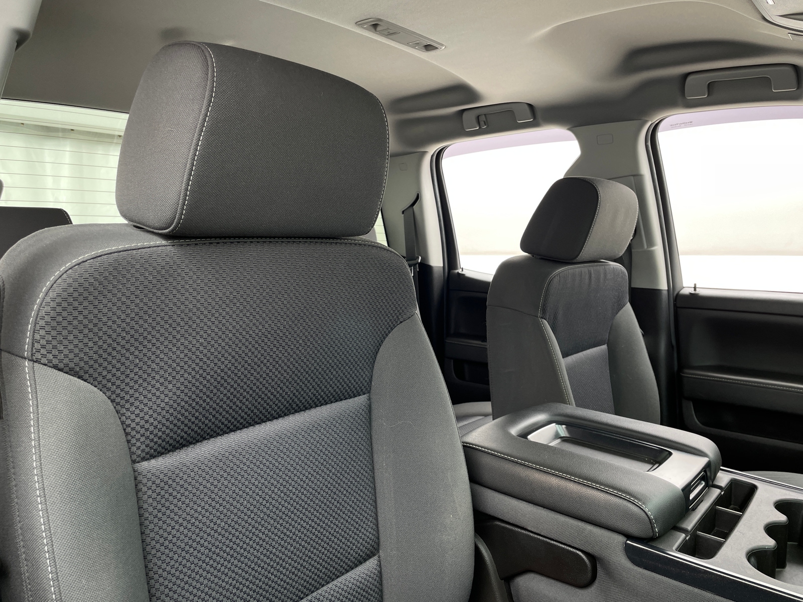 Thumbnail: 2018 Chevrolet Silverado 1500 - 2