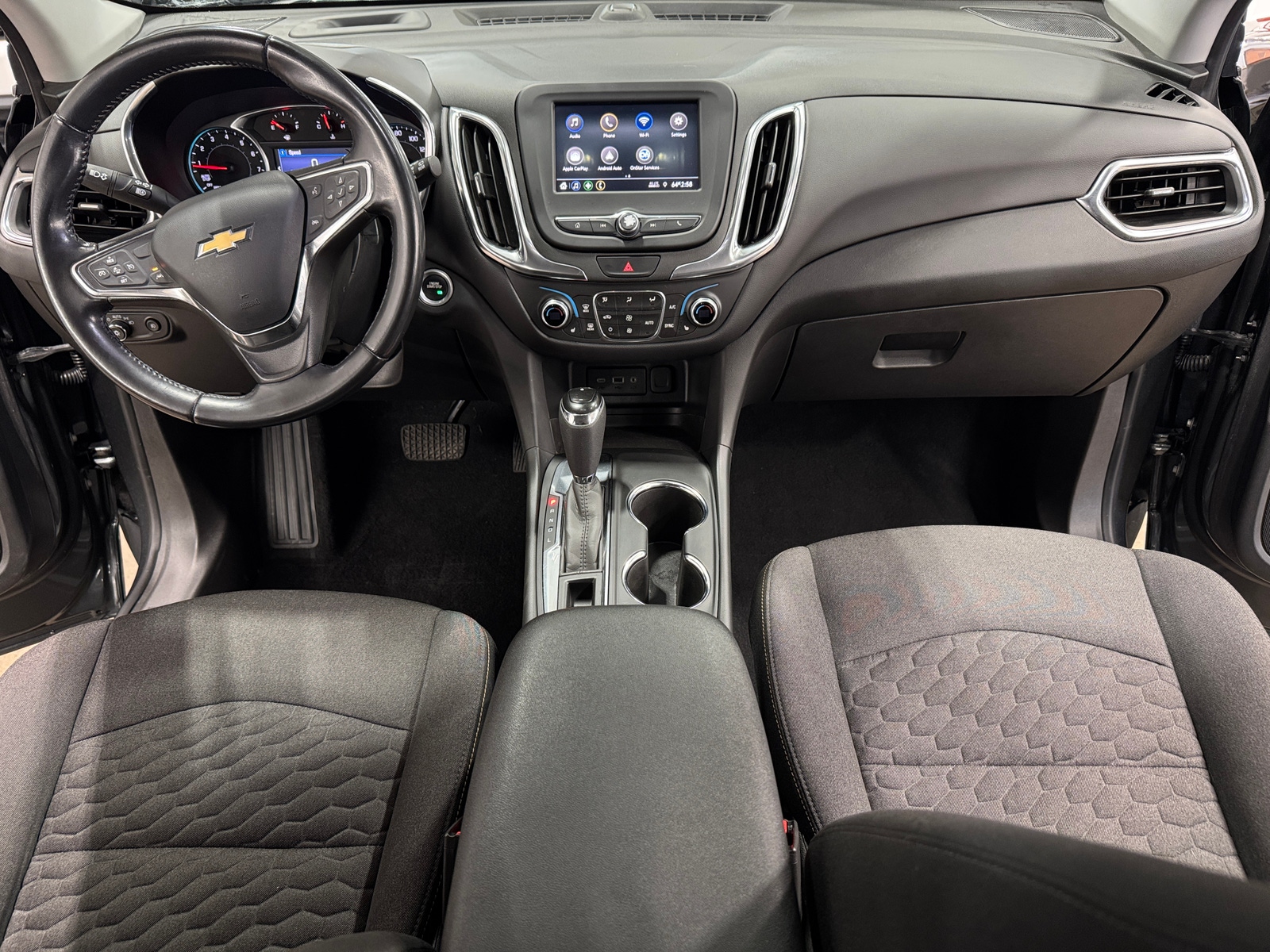 Thumbnail: 2021 Chevrolet Equinox - 3