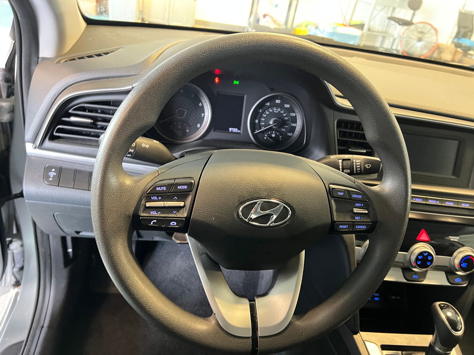 Thumbnail: 2019 Hyundai Elantra - 5