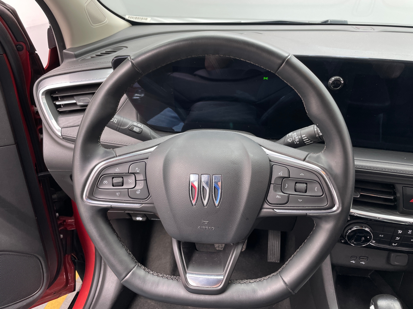 Thumbnail: 2024 Buick Encore GX - 4